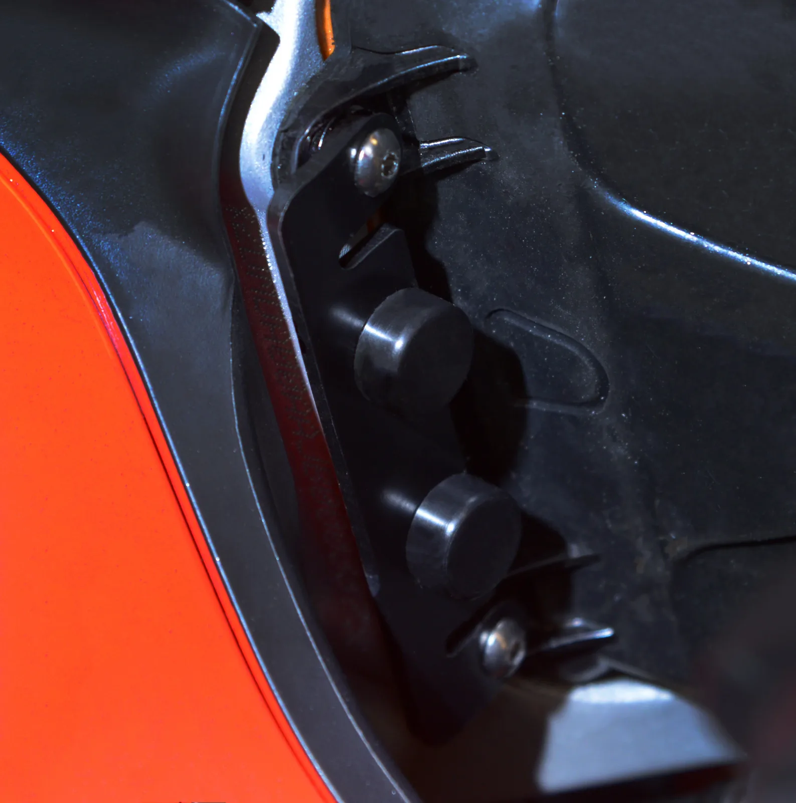R&G Ограничители за кормило за Ducati Panigale V4 (2017–2019), Panigale V4 S (2018–2024), Panigale V4 R (2020) и др.