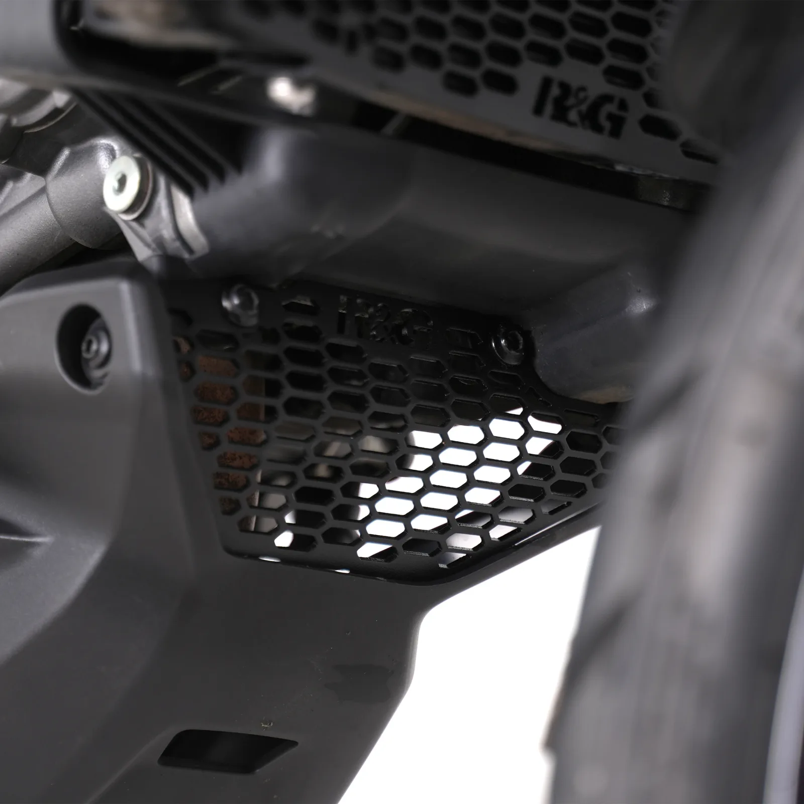 R&G Предпазна решетка за колектори PRO за Ducati Multistrada V2 (2025+)