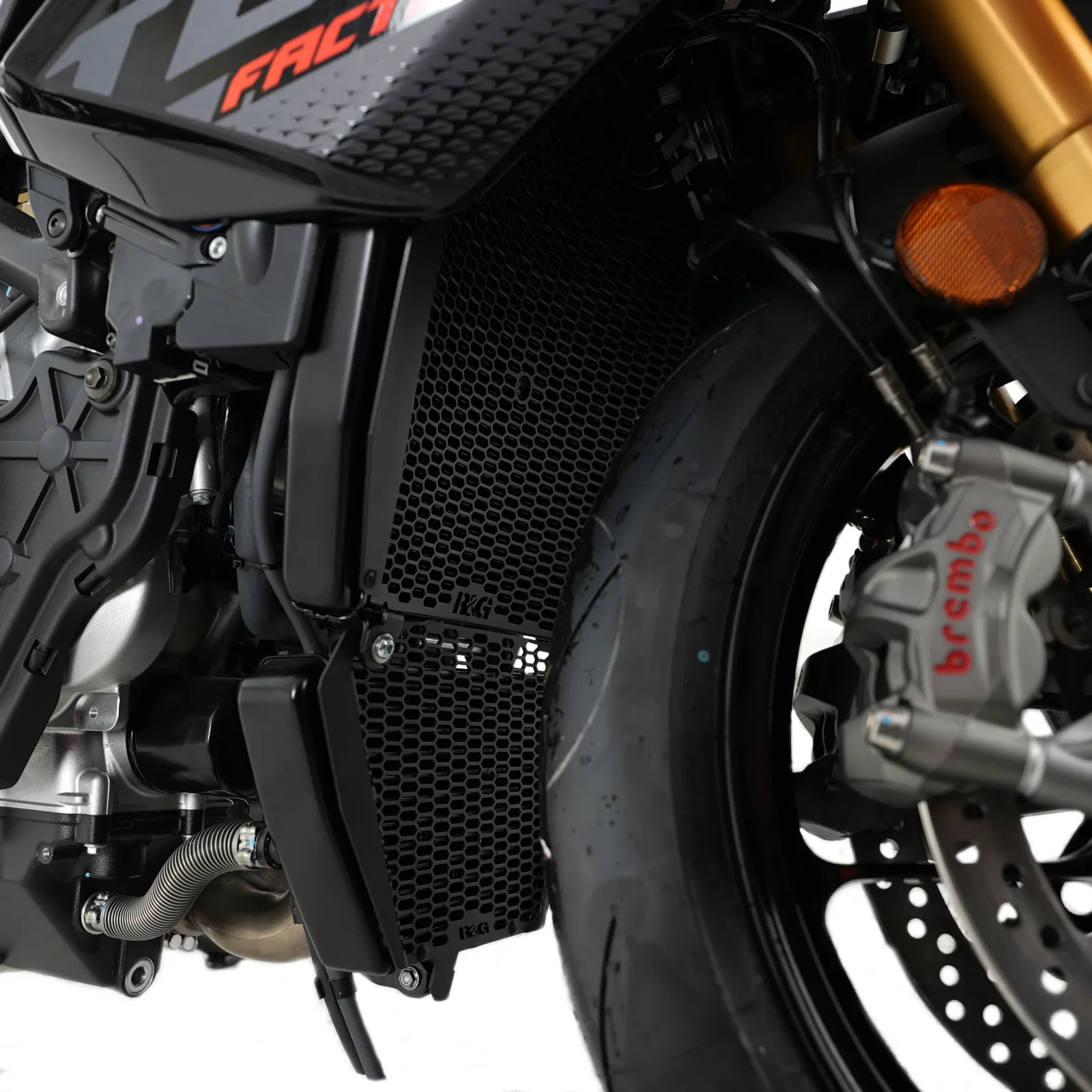 R&G Предпазна решетка за маслен радиатор PRO за Aprilia Tuono V4 1100 Factory (2025+)