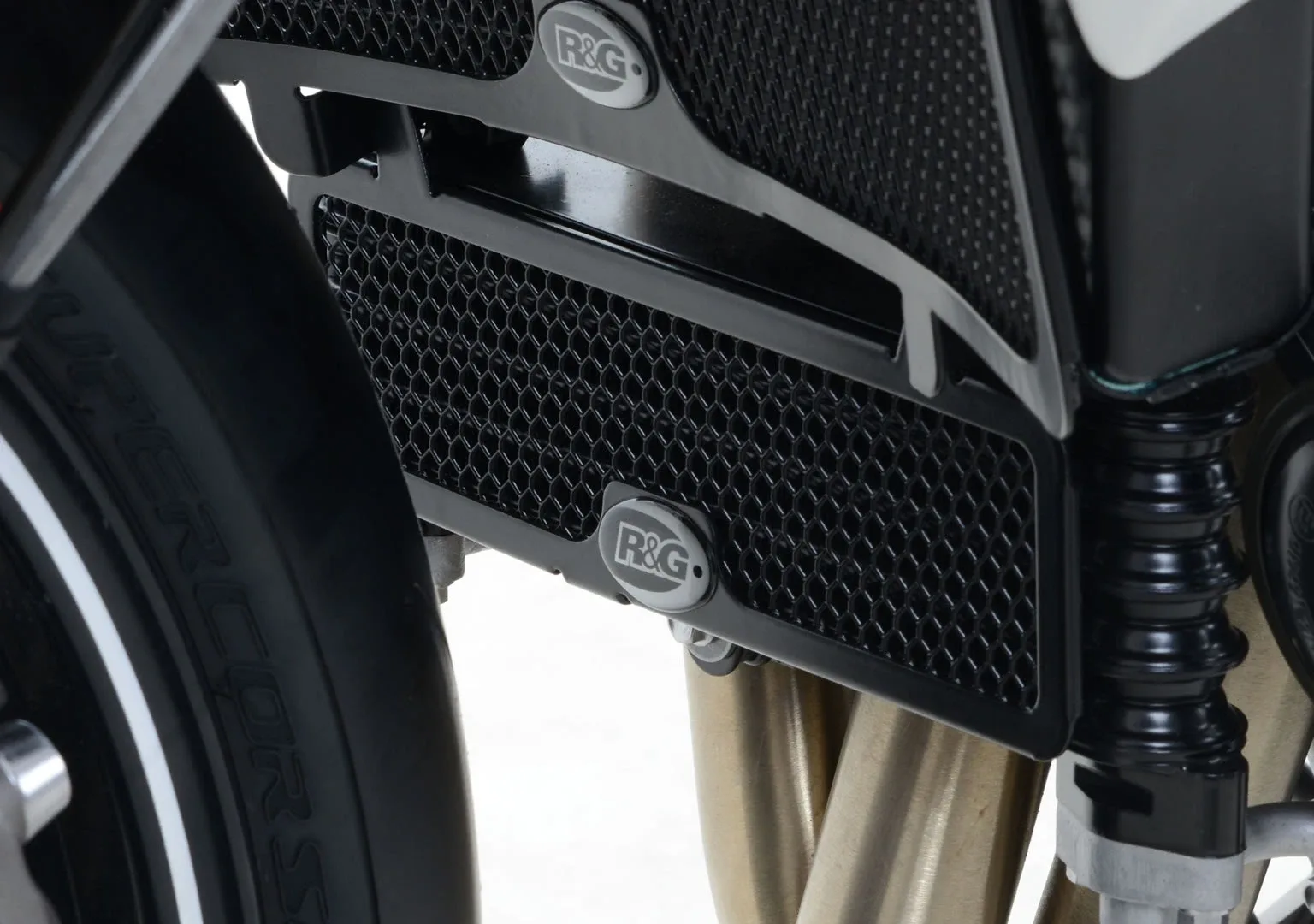 R&G Предпазна решетка за маслен радиатор за Triumph Speed Triple 1050 (2011–2020)