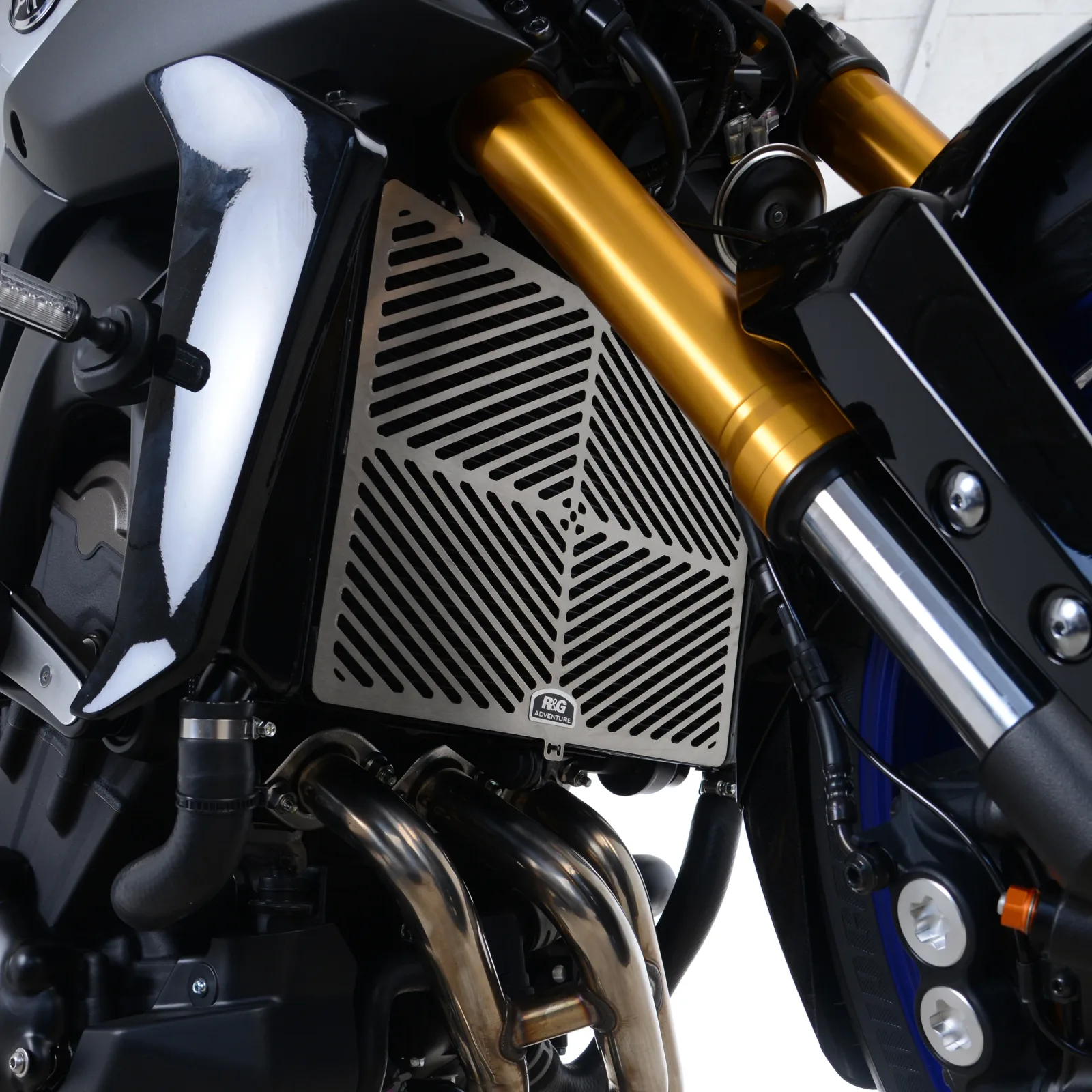 R&G Предпазна решетка за радиатор от неръждаема стомана за Yamaha MT-09 (2017–2020), MT-09 SP (2018–2020), Tracer 900 GT (2018–2020)
