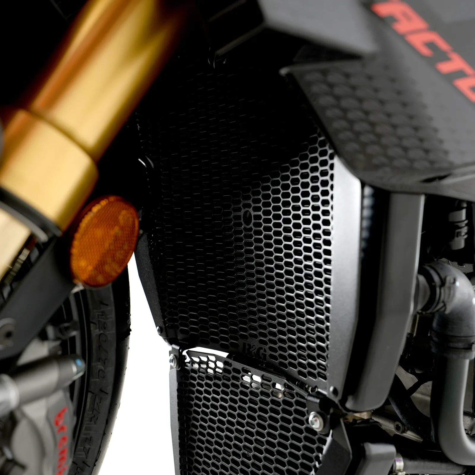 R&G Предпазна решетка за радиатор PRO за Aprilia Tuono V4 1100 RR (2025+), Tuono V4 1100 Factory (2025+)
