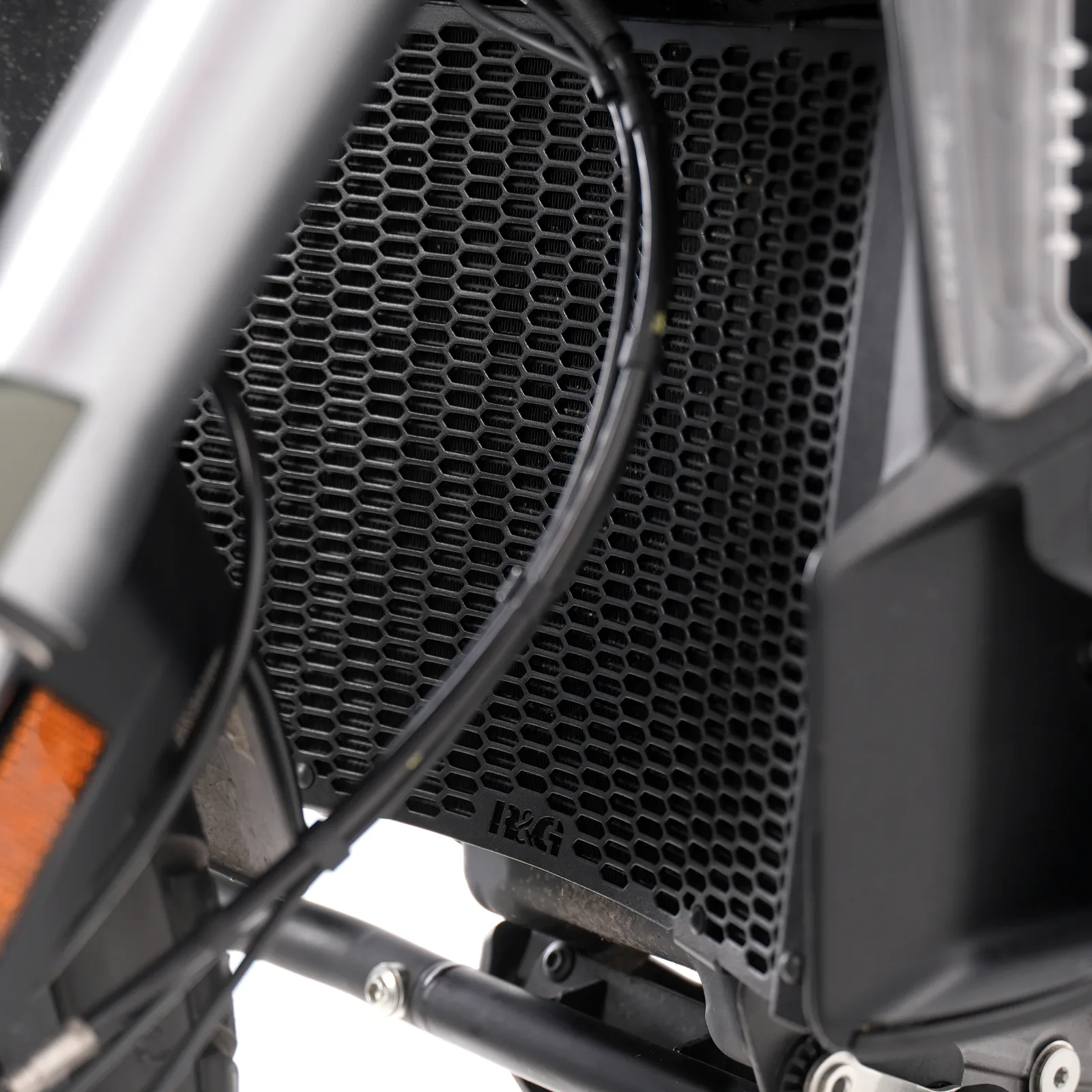 R&G Предпазна решетка за радиатор PRO за Ducati Multistrada V2 (2025+), Multistrada V2 S (2025+)