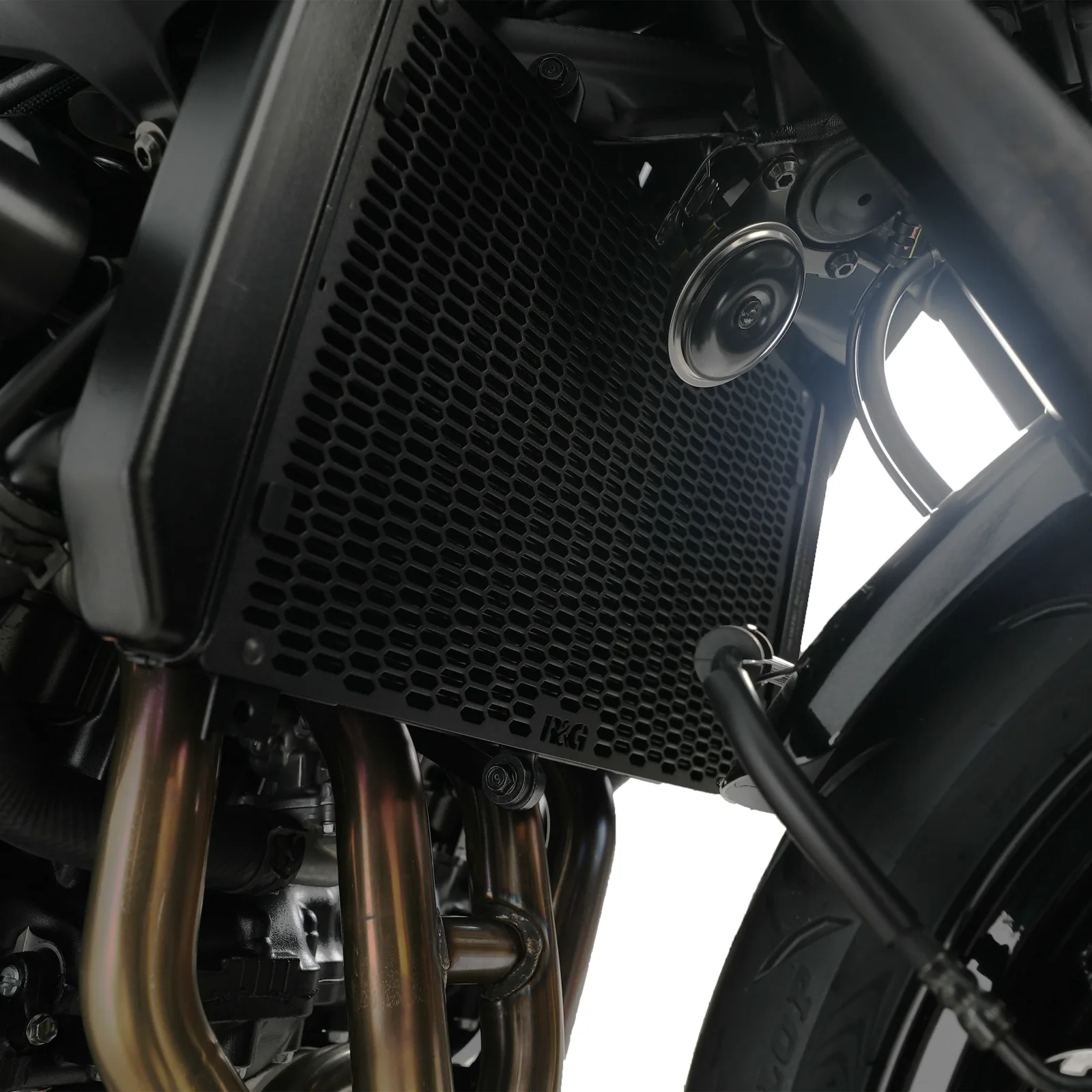R&G Предпазна решетка за радиатор PRO за Kawasaki Z900 (2022+)