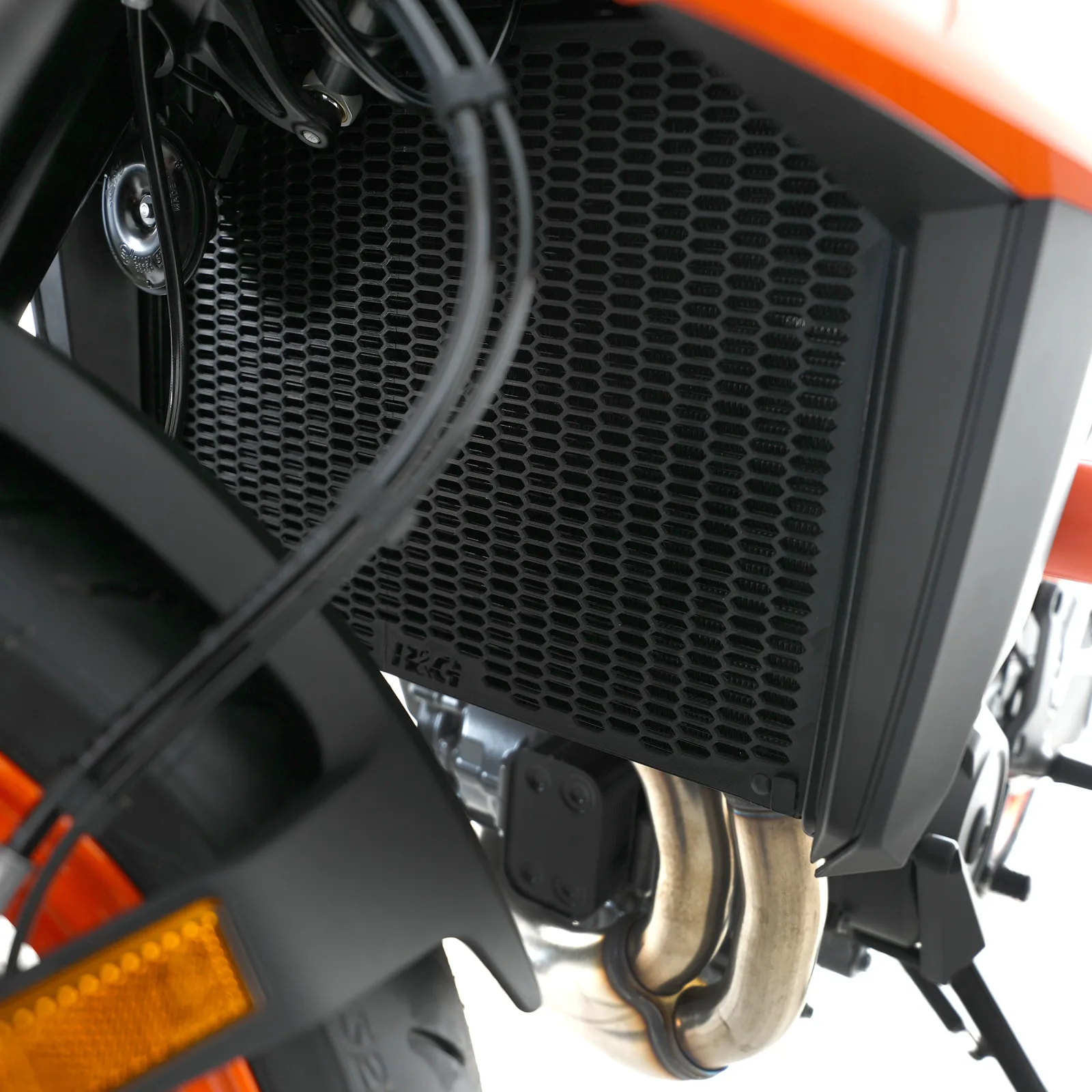 R&G Предпазна решетка за радиатор PRO за KTM 990 Duke (2024)