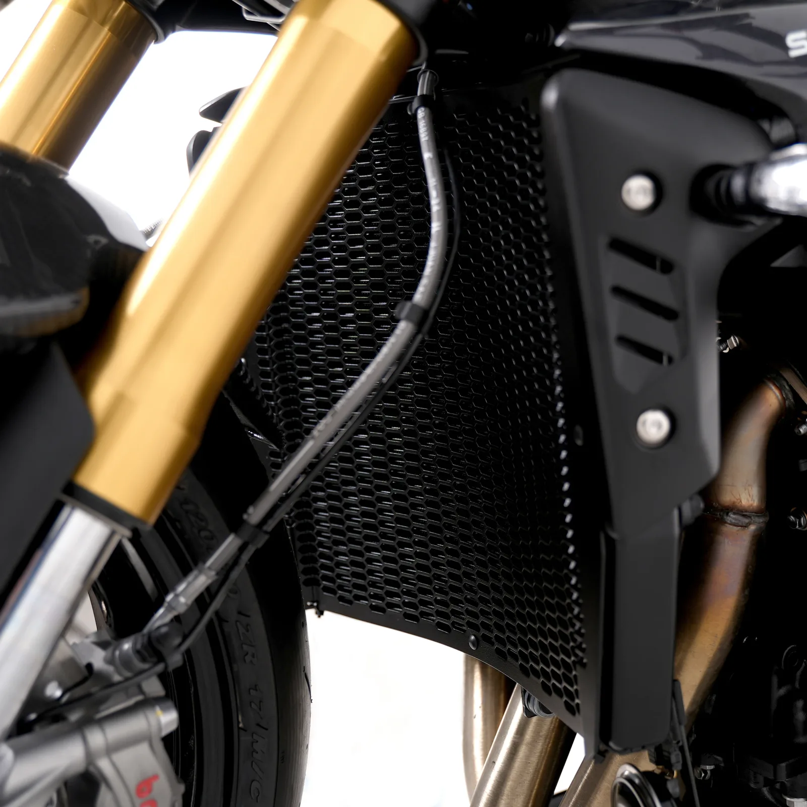 R&G Предпазна решетка за радиатор PRO за Triumph Speed Triple 1200 RS (2021+), Speed Triple 1200 RR (2022+) и др.