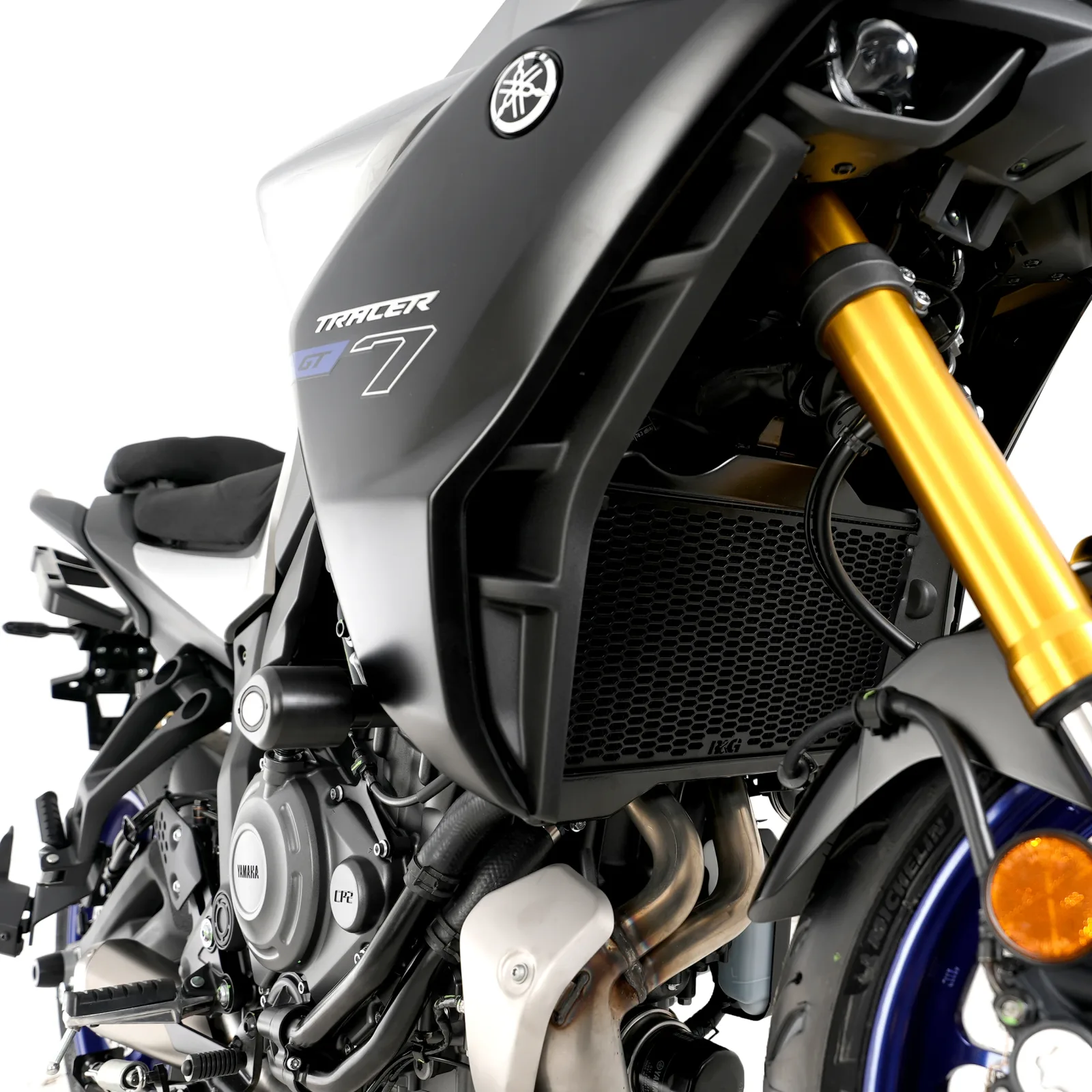 R&G Предпазна решетка за радиатор PRO за Yamaha MT-07 (2014–2024), XSR 700 (2015+), Tracer 700 (2016–2020), Tracer 7 (2021+) и др.