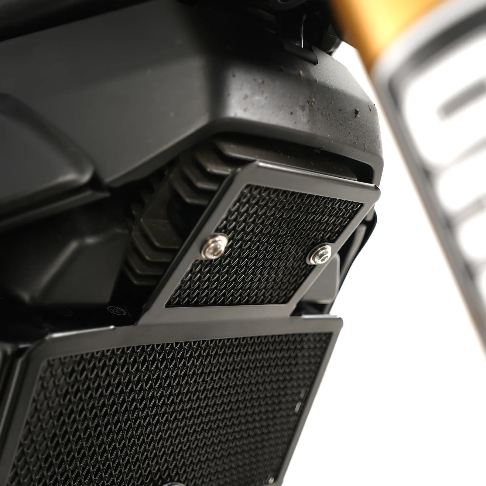 R&G Предпазна решетка за радиатор за Ducati Scrambler 1100 (2018–2025)