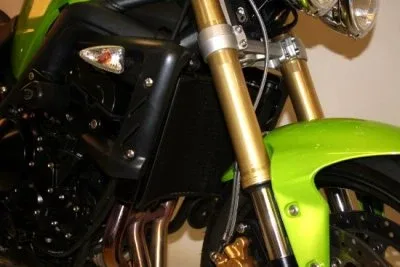 R&G Предпазна решетка за радиатор за Triumph Street Triple 675 (2007–2012), Street Triple 675 R (2008–2012)