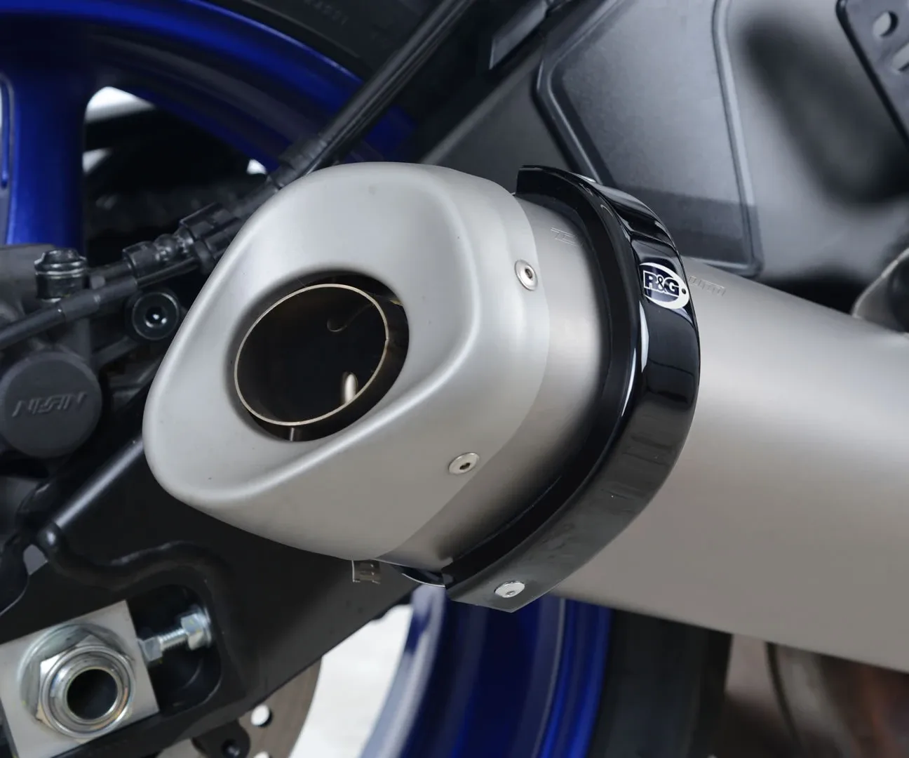 R&G Протектор за ауспух за Yamaha YZF-R6 (2017–2020), BMW S 1000 XR (2020–2023)
