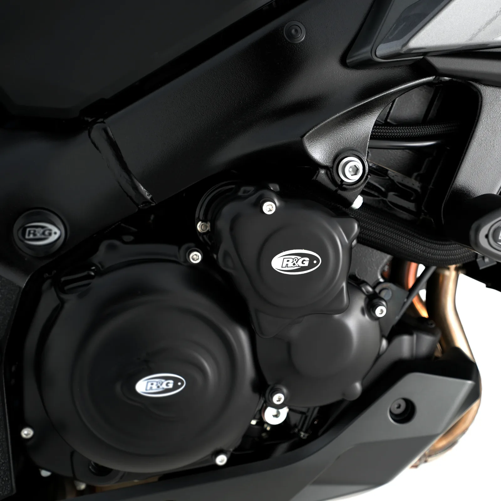 R&G Протектор за двигател (дясна страна) (капак на стартера) за Suzuki GSX-S 1000 (2015+), GSX-S 1000F (2015–2020), GSX-S 1000 Katana (2019+) и др.