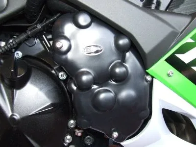 R&G Протектор за двигател (дясна страна) за Kawasaki ZX-10R (2008–2010) (ECC0042BK)