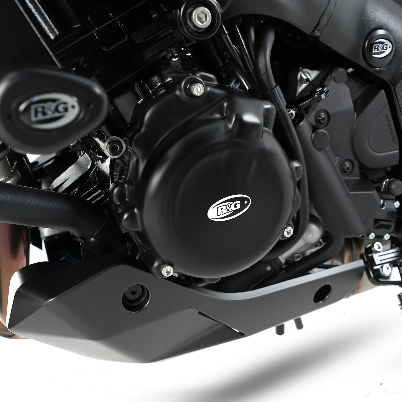 R&G Протектор за двигател (лява страна) за Suzuki GSX-S 1000 (2015+), GSX-S 1000F (2015–2020), GSX-S 1000 Katana (2019+) и др.
