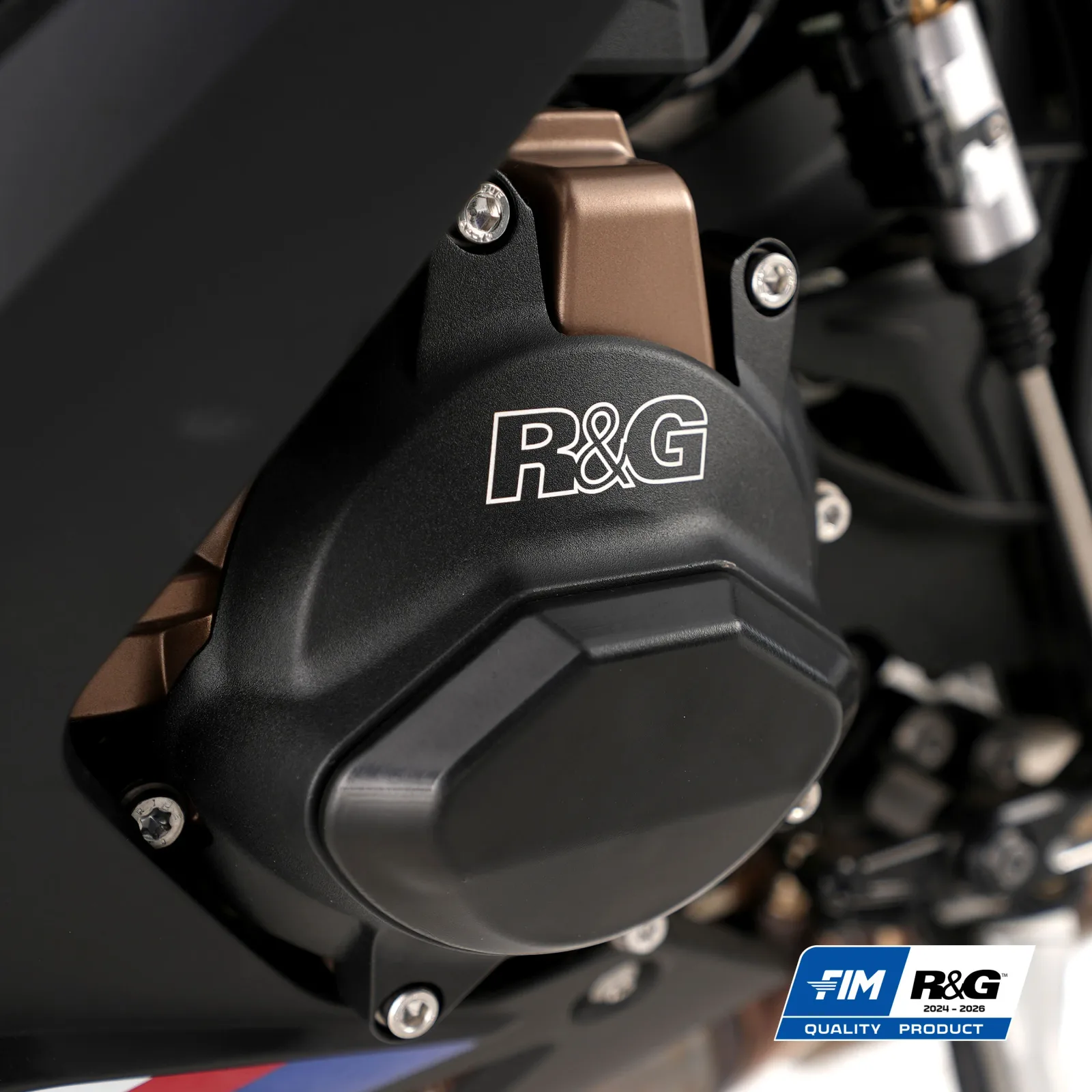 R&G Протектор за двигател PRO (капак на генератора) за BMW S 1000 RR (2019+), S 1000 R (2021+), M 1000 RR (2021–2022), M 1000 R (2023+)
