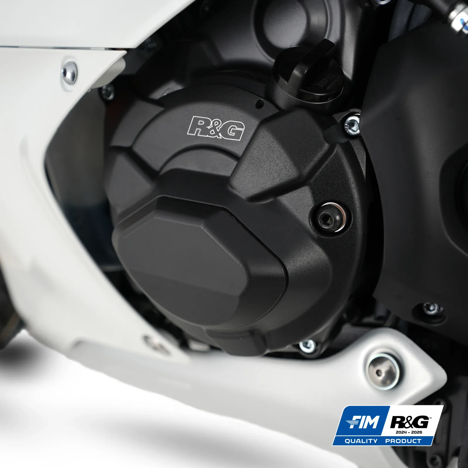 R&G Протектор за двигател PRO (капак на генератора) за Yamaha MT-07 (2014–2024), Tenere 700 (2019+), Tracer 7 (2021–2024) и др.