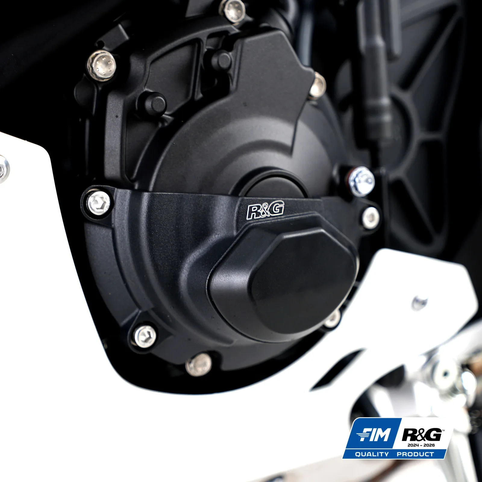 R&G Протектор за двигател PRO (лява страна) за Yamaha YZF-R1 (2015+), YZF-R1M (2015+)