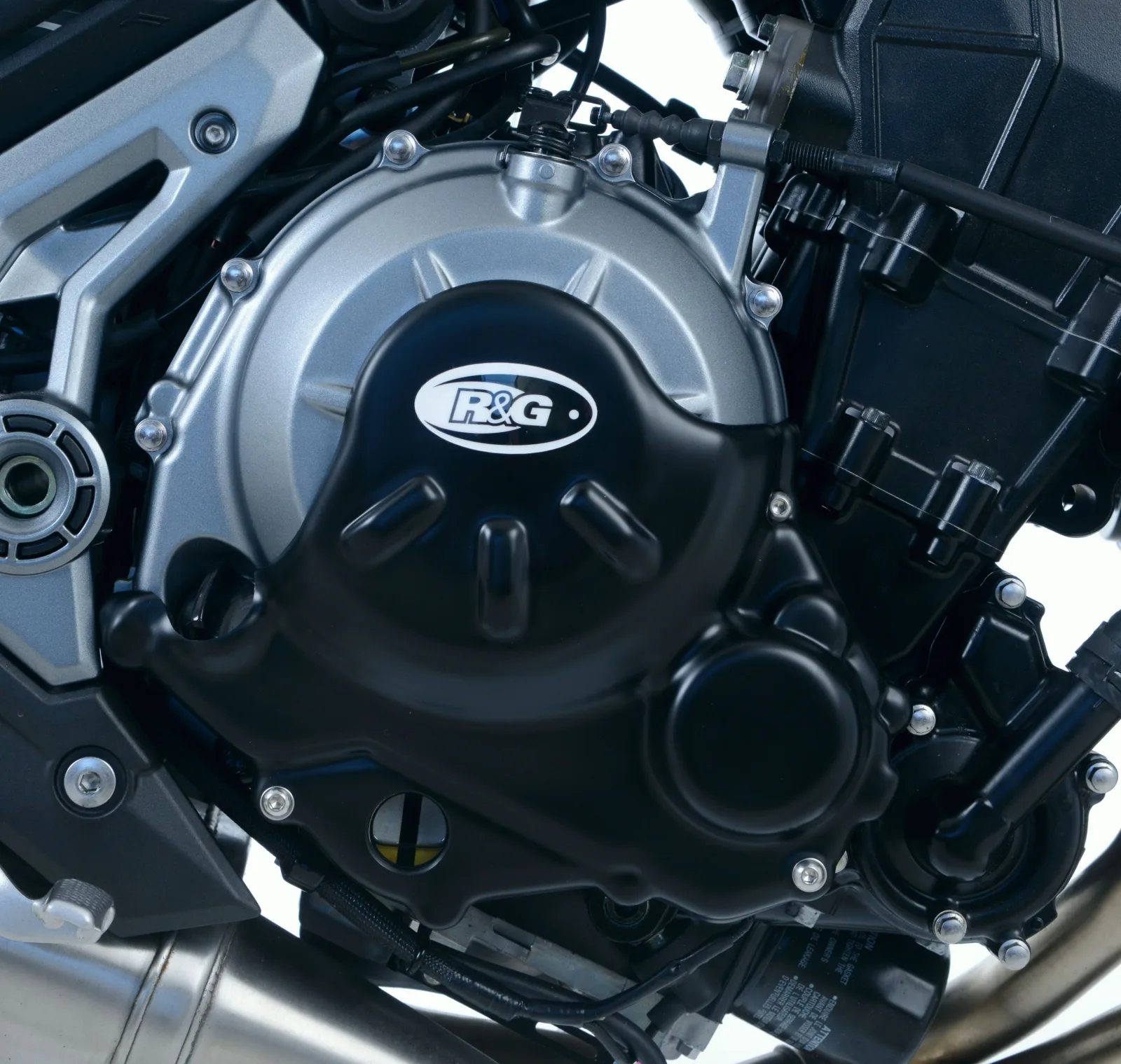 R&G Протектор за двигател Slash Cut (дясна страна) за Kawasaki Z650 (2017–2024), Ninja 650 (2017–2024), Z650RS (2021+), Z650 S (2026+)