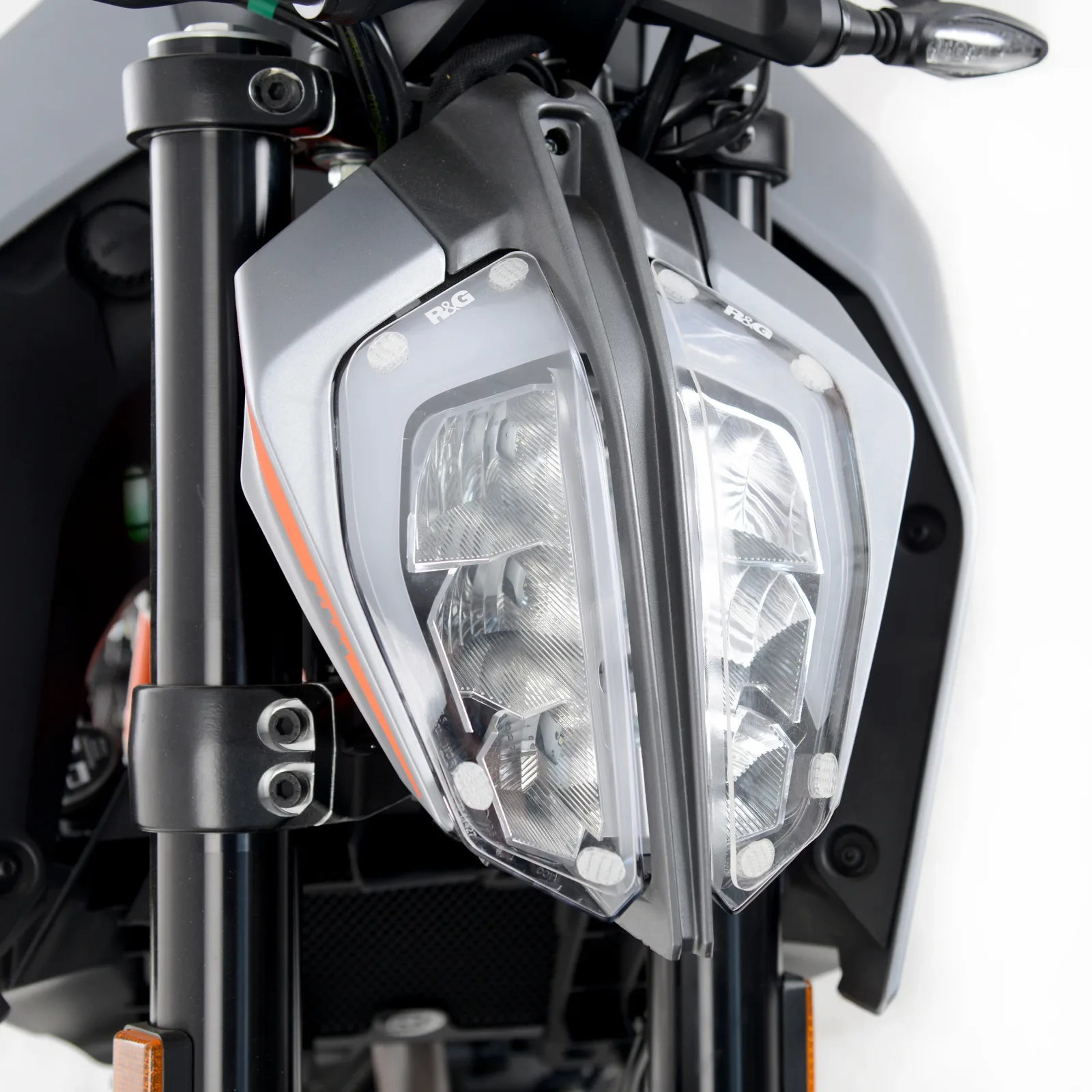 R&G Протектор за фар (чифт) за KTM 790 Duke (2018–2025), 890 Duke R (2020–2024), 125 Duke (2022–2023)