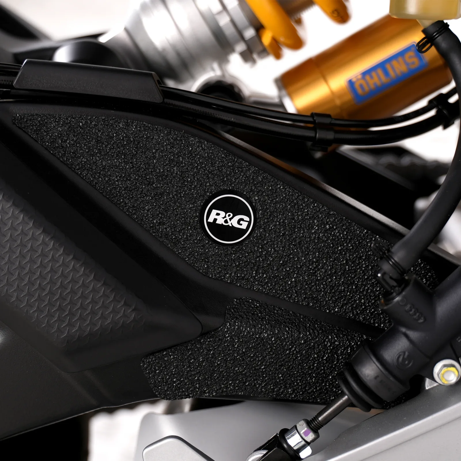 R&G Протектори Boot Guard (2 части) за Aprilia RS 660 (2025+), RS 660 Factory (2025+), Tuono 660 Factory (2025+), Tuono 660 (2025+)