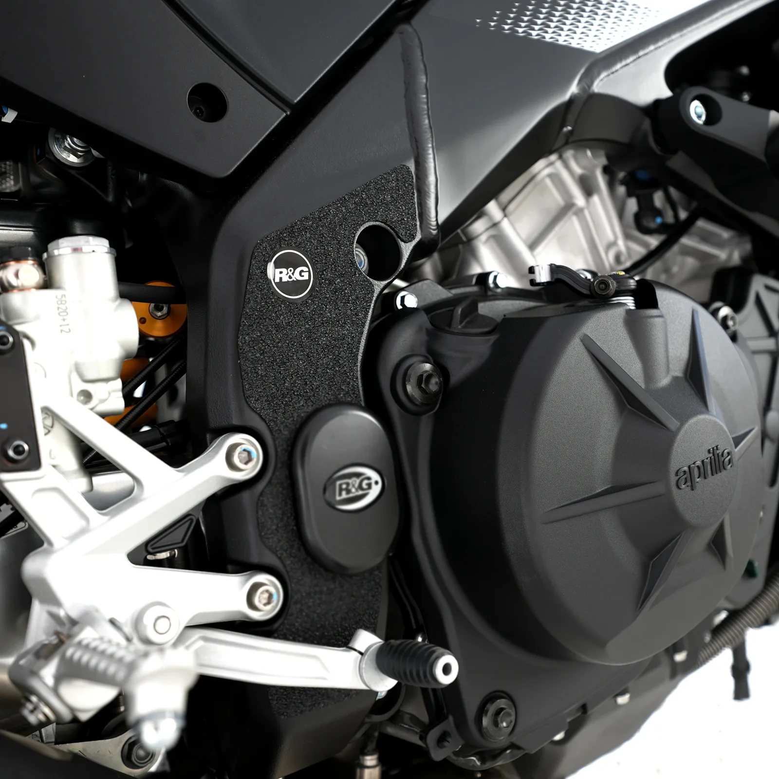 R&G Протектори Boot Guard за Aprilia Tuono V4 1100 RR (2021–2023), RSV4 1100 Factory (2021–2024) и др.