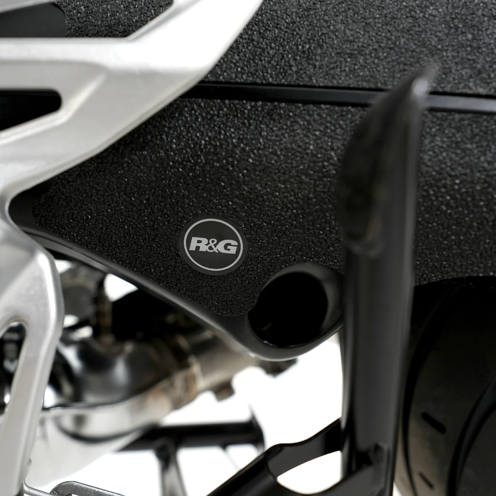 R&G Протектори Boot Guard за BMW R 1250 GS (2018–2023), R 1250 R (2019–2021), R 1250 RS (2019–2025)