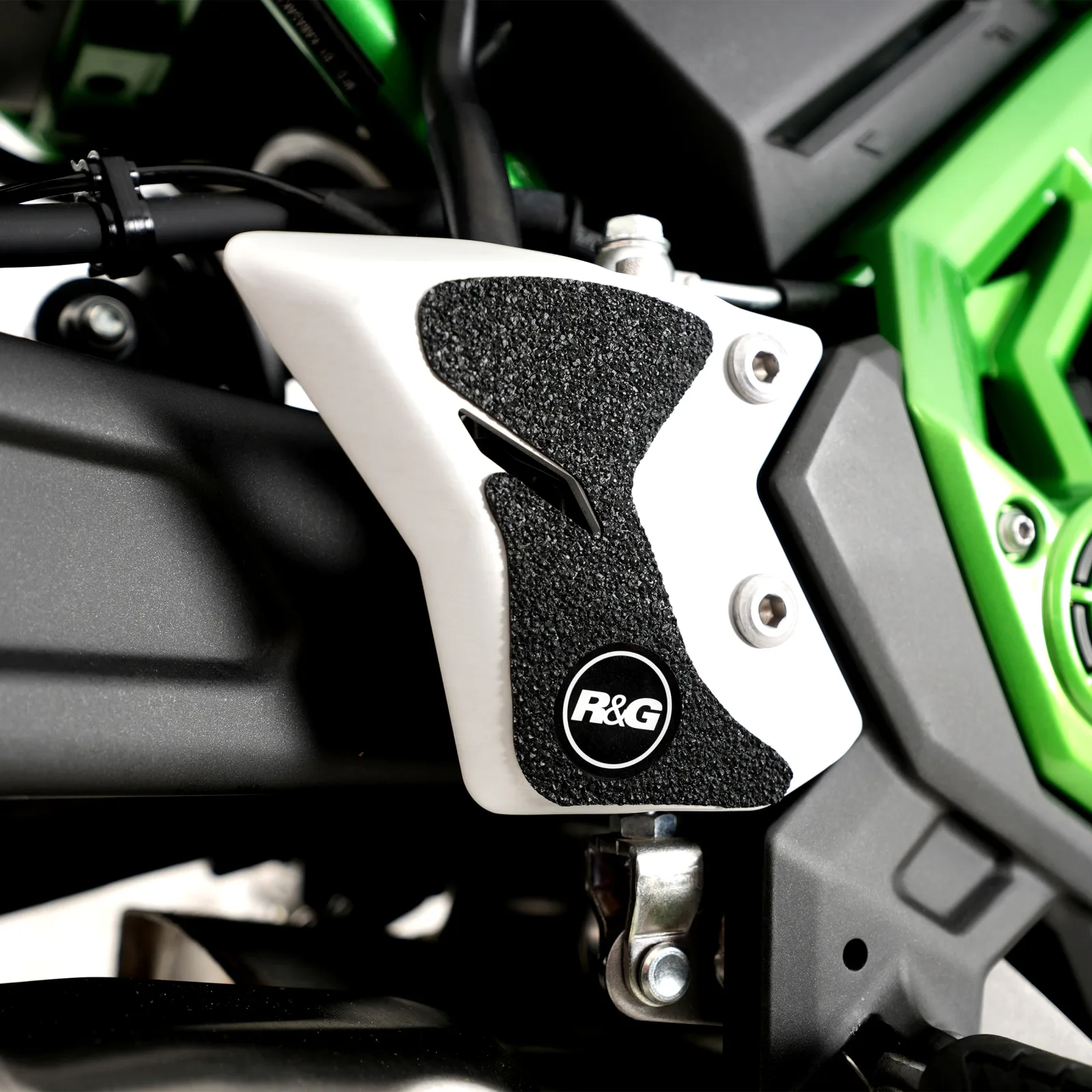 R&G Протектори Boot Guard за Kawasaki Z650 (2017+), Ninja 650 (2017+)