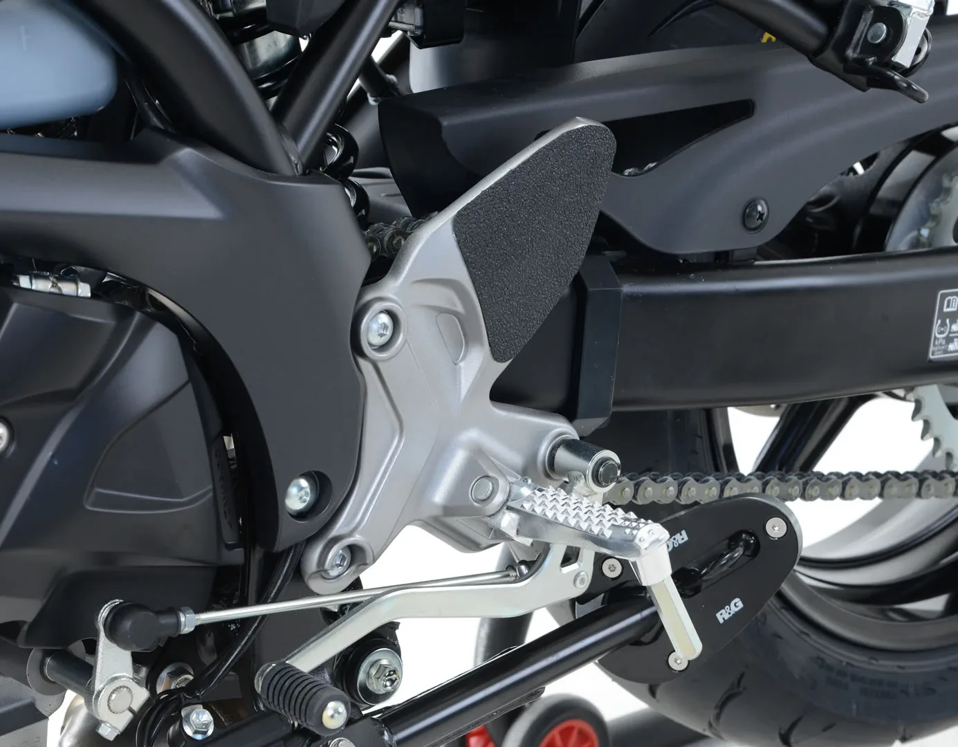 R&G Протектори Boot Guard за Suzuki SV 650 (2016–2018), SV 650X (2018–2023)