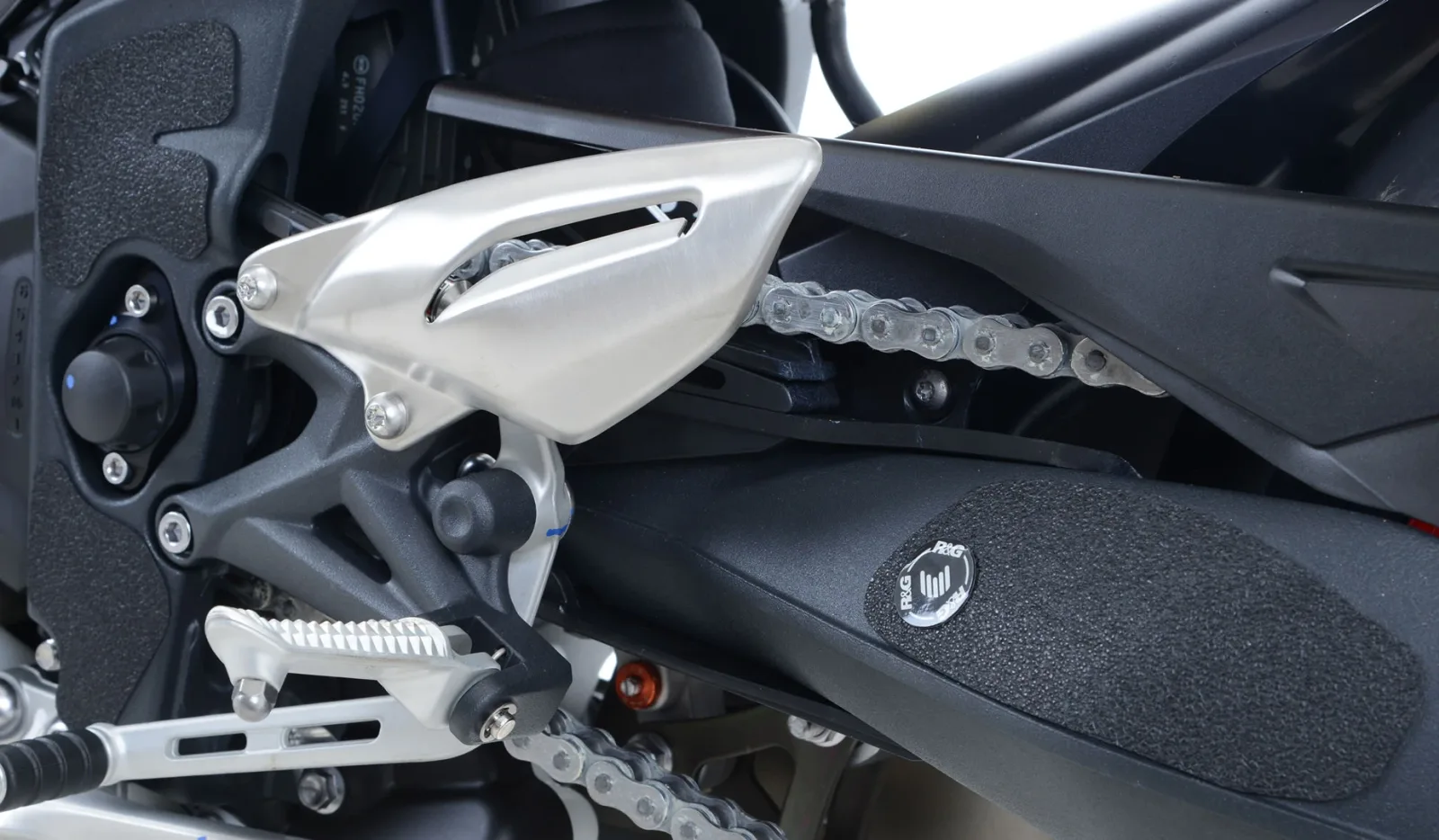 R&G Протектори Boot Guard за Triumph Street Triple 675 (2013–2016), Street Triple 675 R (2013–2016)