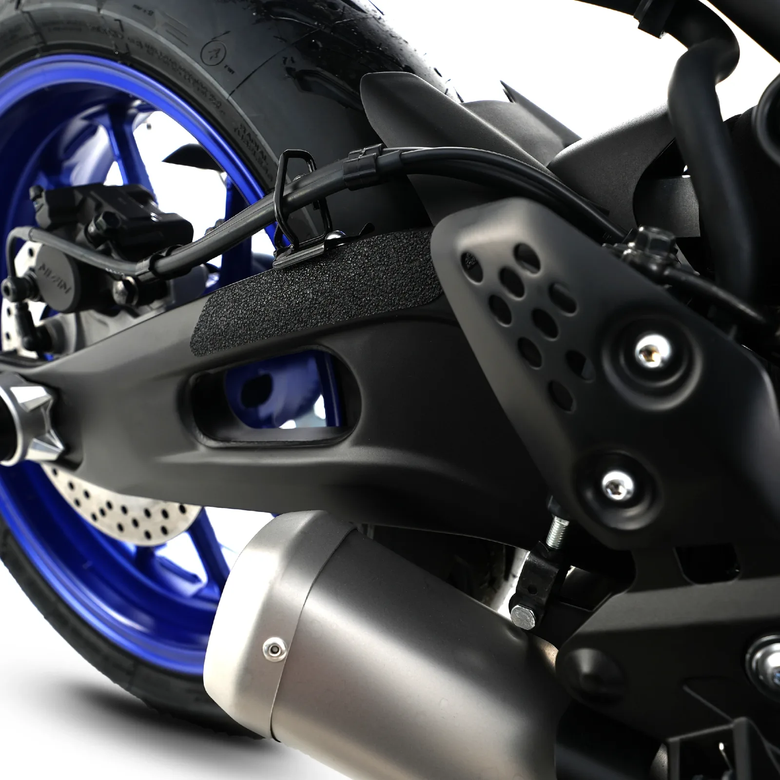 R&G Протектори Boot Guard за Yamaha MT-07 (2014–2024), XSR 700 (2016+), YZF-R7 (2022–2025)