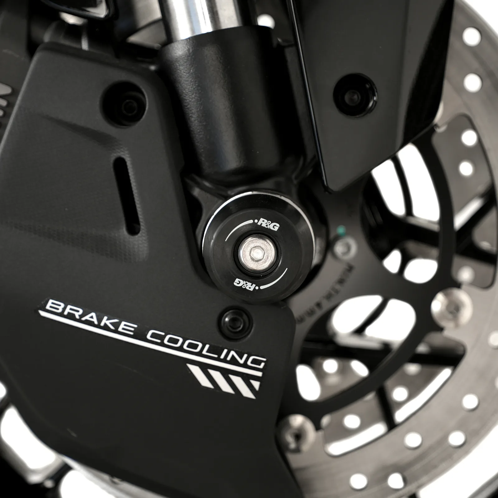 R&G Протектори за предна вилка APEX за CF Moto 675 NK (2025+), 675 SR-R (2025+)