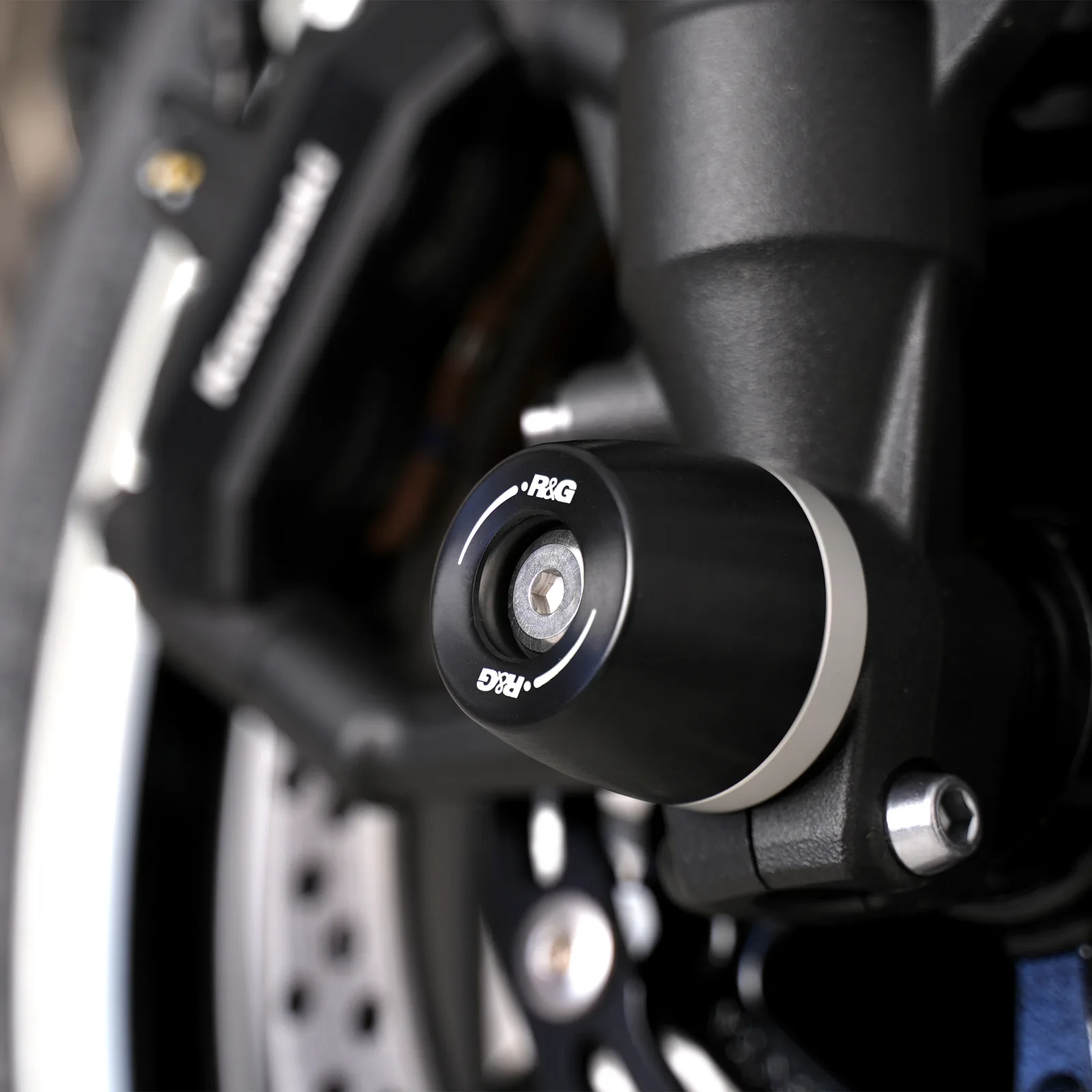 R&G Протектори за предна вилка APEX за Kawasaki Z900RS (2021+), Z900 (2022+)