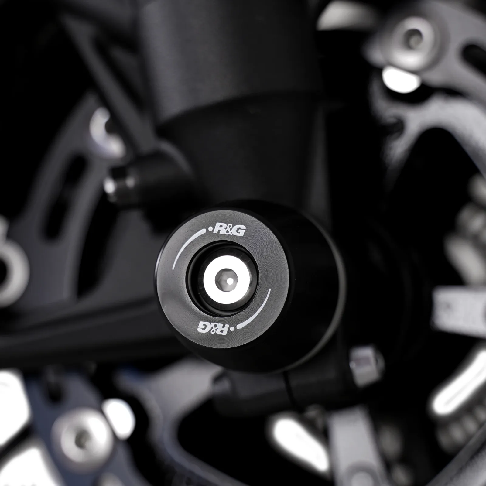 R&G Протектори за предна вилка APEX за Kawasaki Z900RS (2021+), Z900 (2022+)