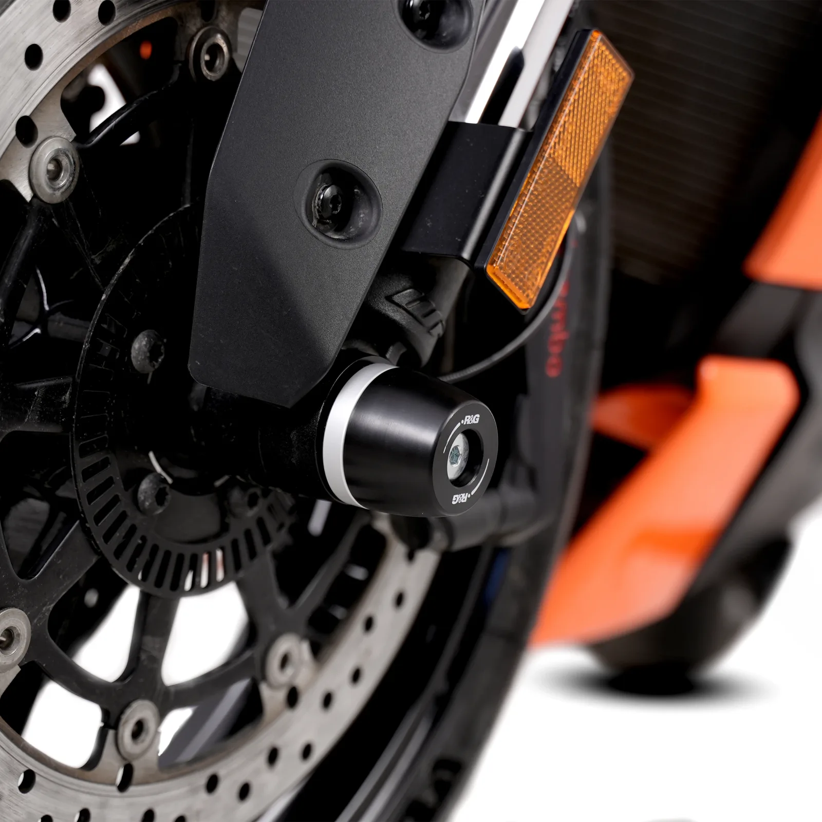 R&G Протектори за предна вилка APEX за KTM 990 RC R (2026+), 790 Duke (2026+)