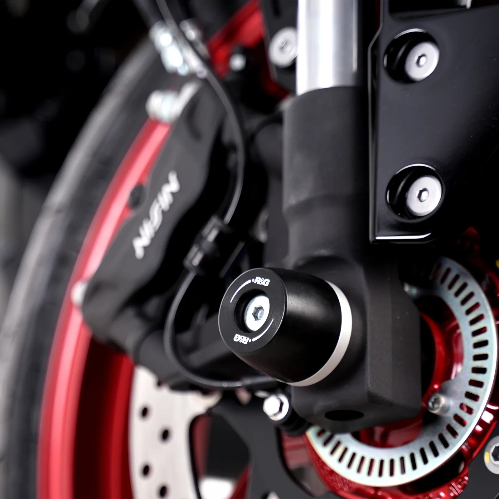 R&G Протектори за предна вилка APEX за Suzuki GSX-8S (2023+), V-Strom 800 (2023+), GSX-8R (2024+), GSX-8T (2025+), GSX-8TT (2025+)