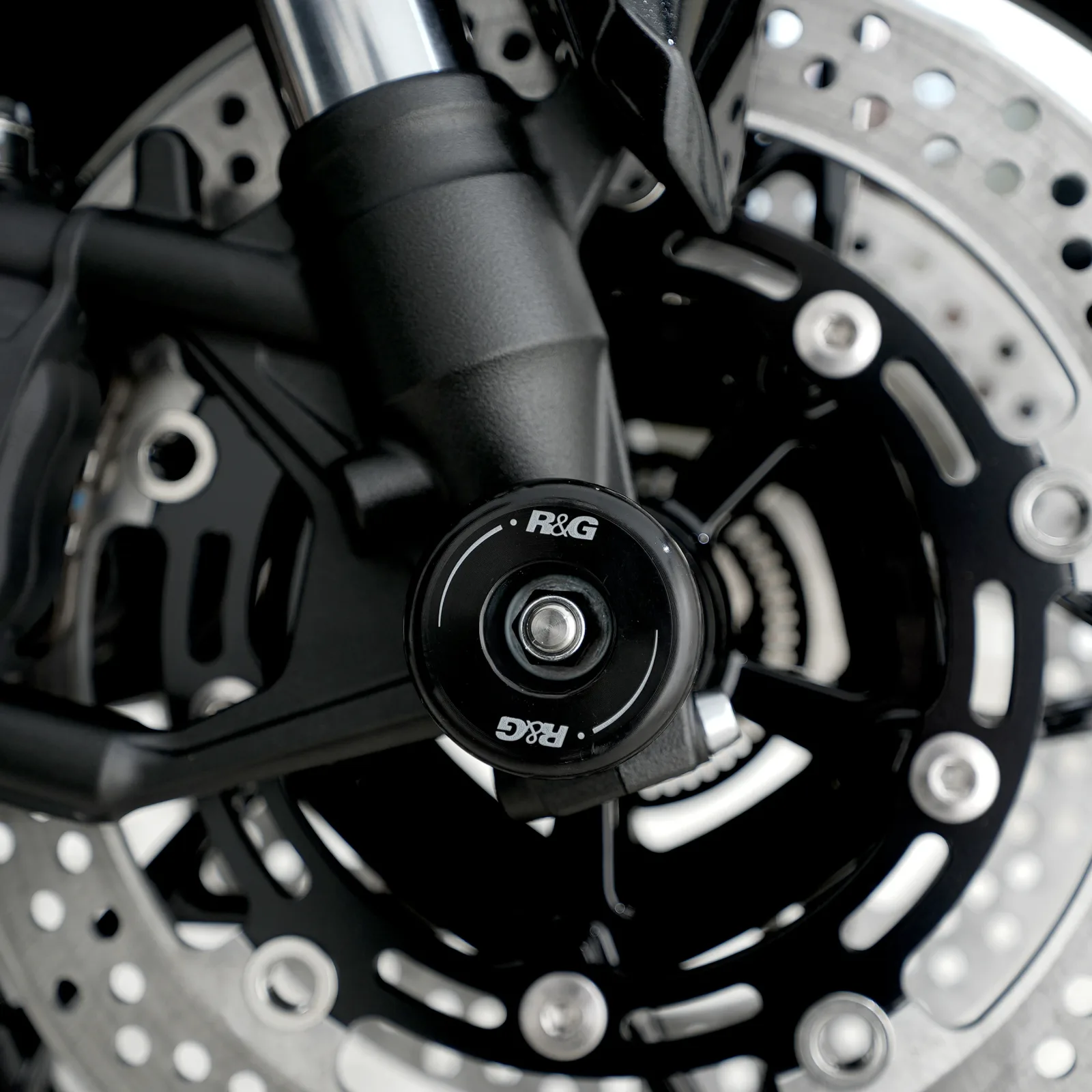 R&G Протектори за предна вилка за Kawasaki Z900 (2017+), Z900RS (2018–2024)