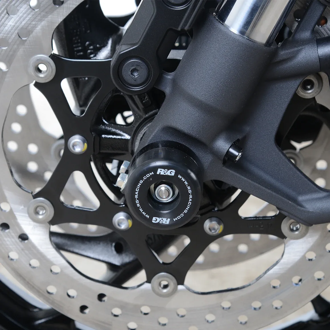 R&G Протектори за предна вилка за Suzuki GSX-S 1000 Katana (2019+), GSX-S 1000 (2021+), GSX-S 950 (2021+), GSX-S 1000GT (2022+)