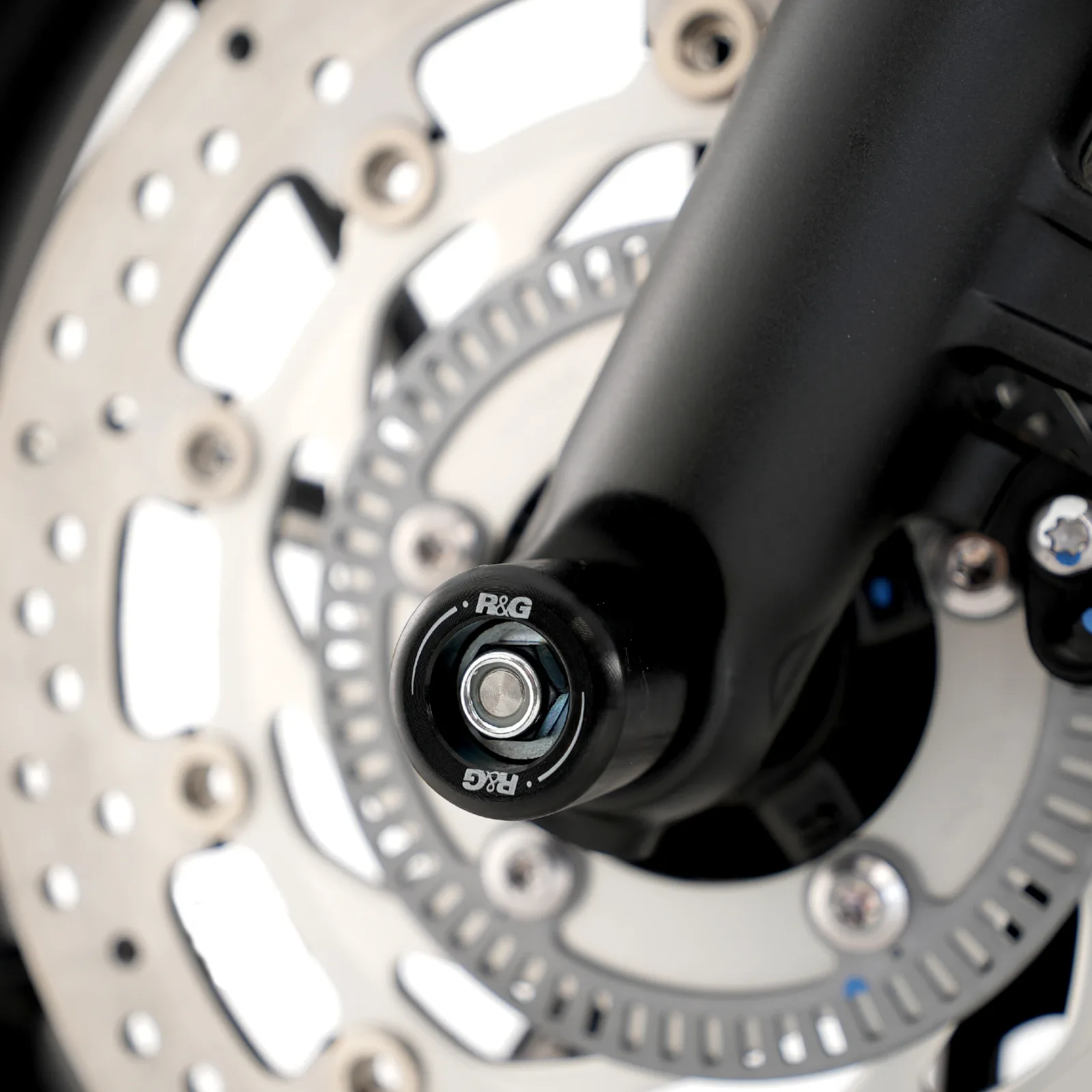R&G Протектори за предна вилка за Triumph Street Twin 900 (2016–2018), Bonneville T120 (2016–2025) и др.