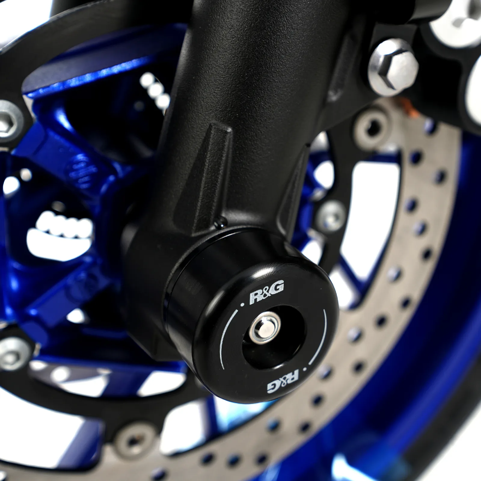 R&G Протектори за предна вилка за Yamaha Tracer 7 (2021–2023), Tracer 7 GT (2021–2024), MT-07 (2021–2024), XSR 700 (2022+)