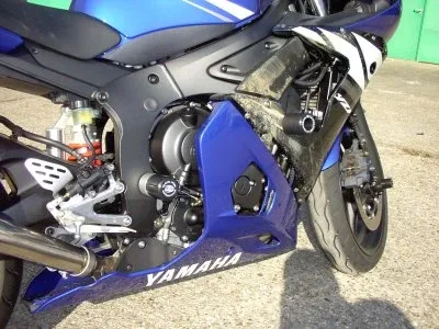R&G Протектори за предна вилка за Yamaha YZF-R6 (2003–2004)