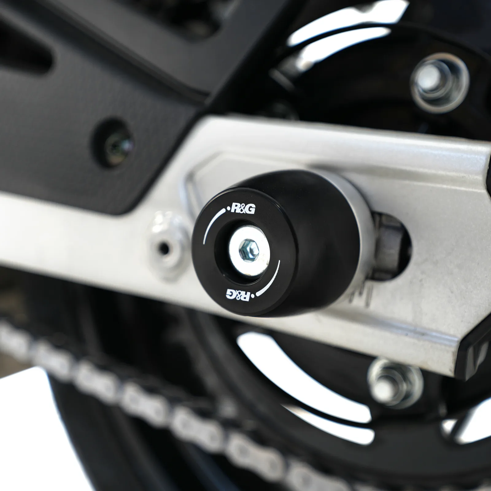 R&G Протектори за шарнир APEX за Aprilia RS 457 (2024+)