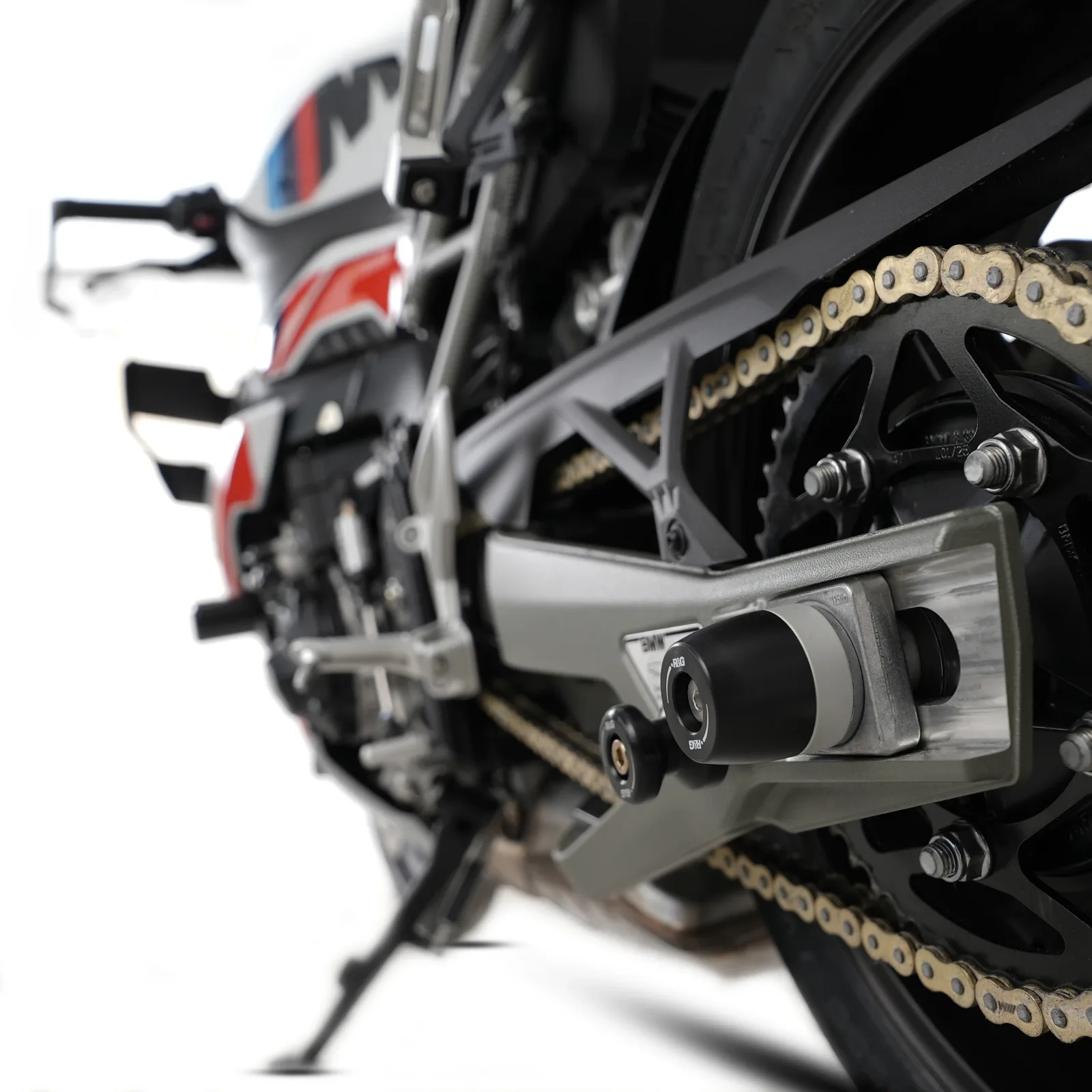 R&G Протектори за шарнир APEX за BMW S 1000 R (2025+), F 900 GS (2026+), M 1000 R (2025+)