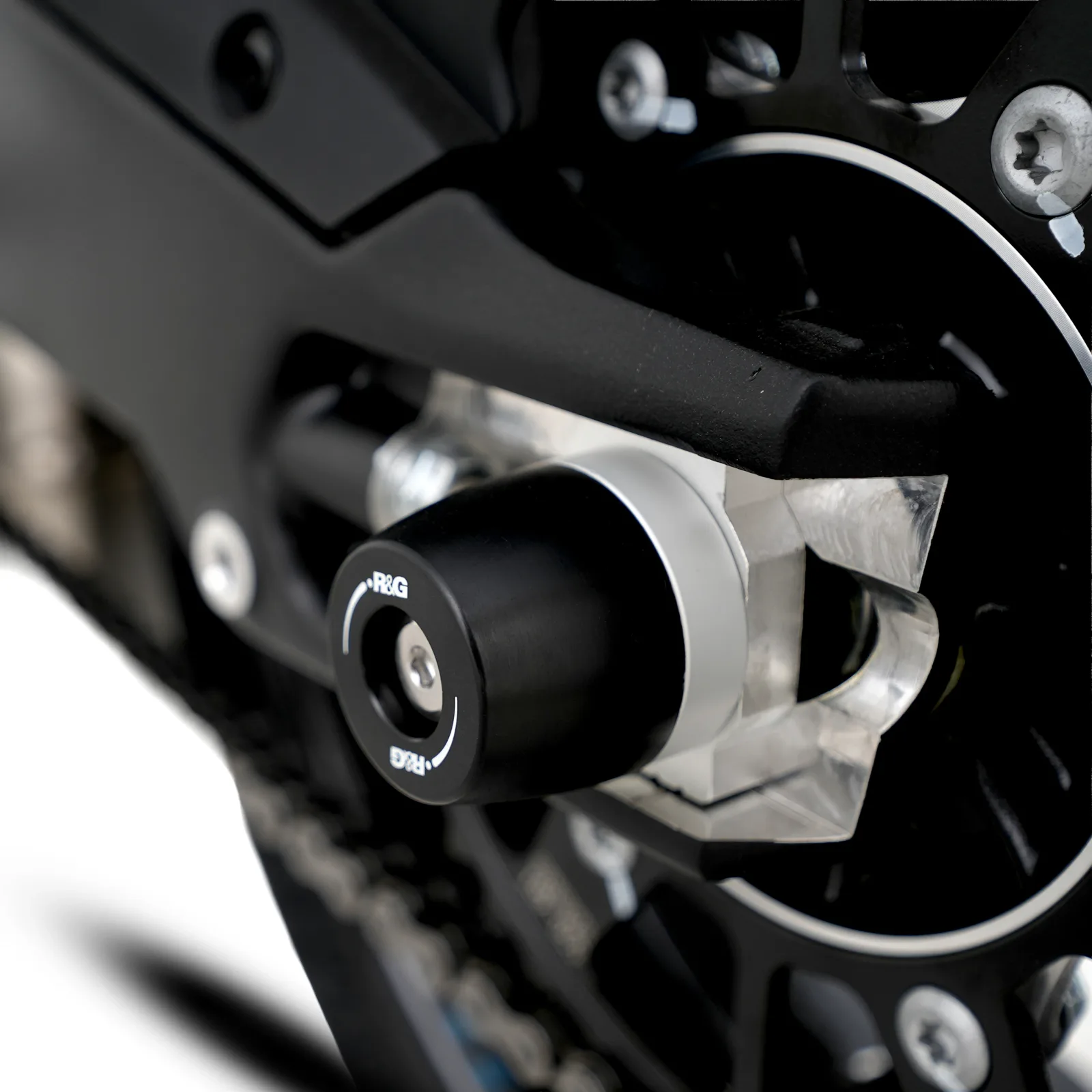 R&G Протектори за шарнир APEX за CF Moto 675 NK (2025+), 675 SR-R (2025+)