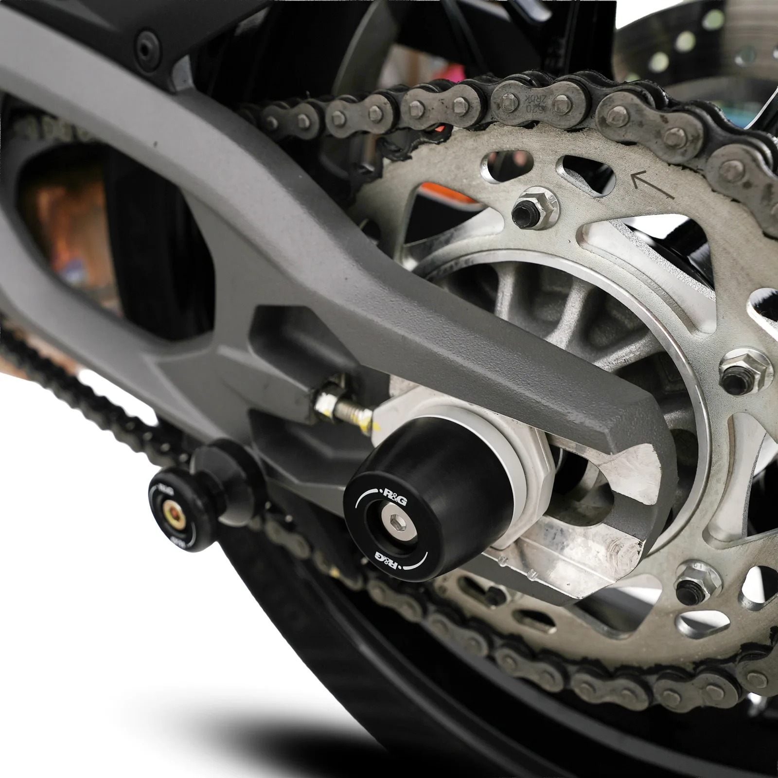 R&G Протектори за шарнир APEX за Ducati Monster V2 (2026+), Hypermotard V2 (2026+)