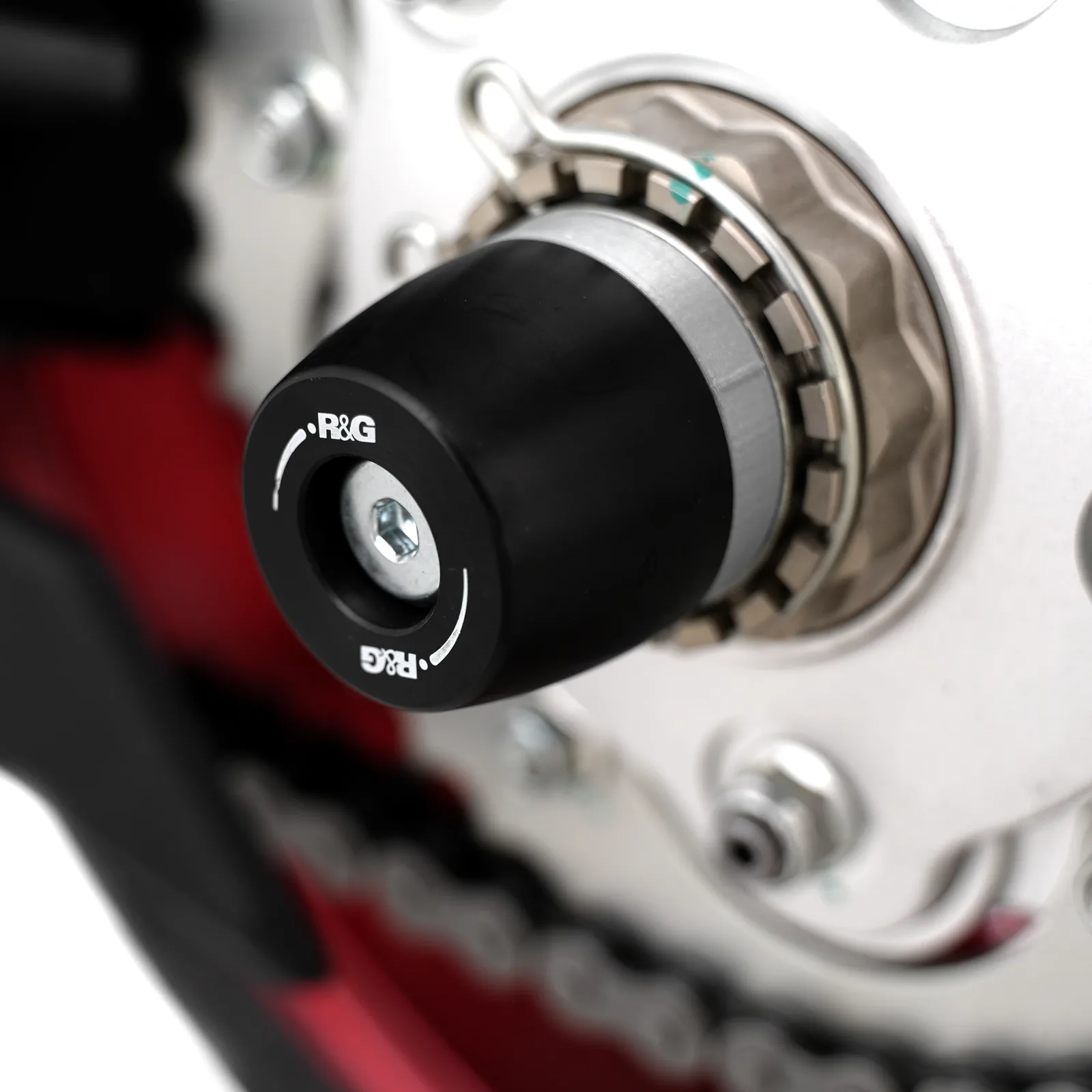 R&G Протектори за шарнир APEX за MV Agusta Brutale 750, Brutale 910, F4 1000 (2006–2008, 2010–2014), F3 675 (2012–2018) и др.