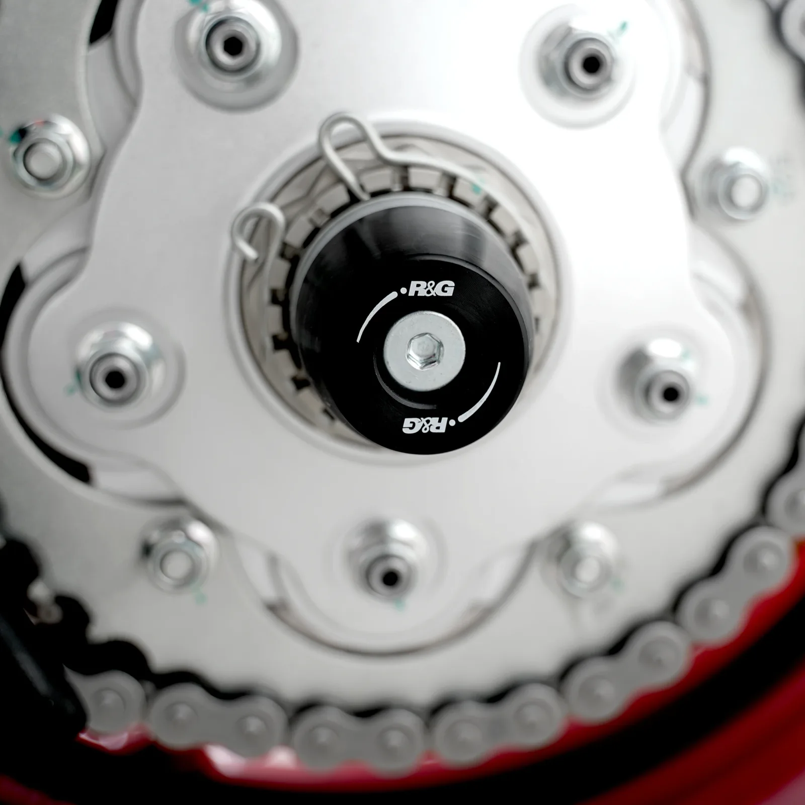 R&G Протектори за шарнир APEX за MV Agusta Brutale 750, Brutale 910, F4 1000 (2006–2008, 2010–2014), F3 675 (2012–2018) и др.