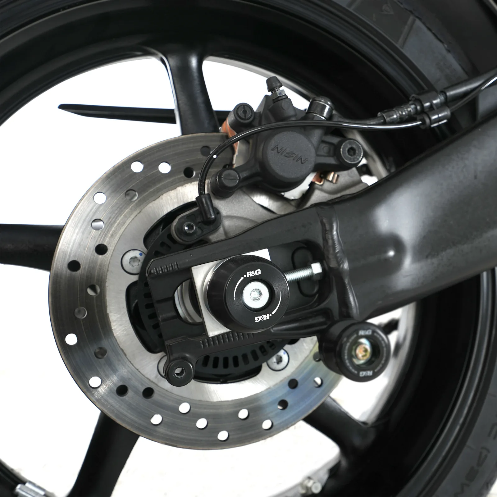R&G Протектори за шарнир APEX за Yamaha MT-09 SP (2021+), Tracer 9 GT (2021+), XSR 900 (2022–2024), YZF-R9 (2025+) и др.
