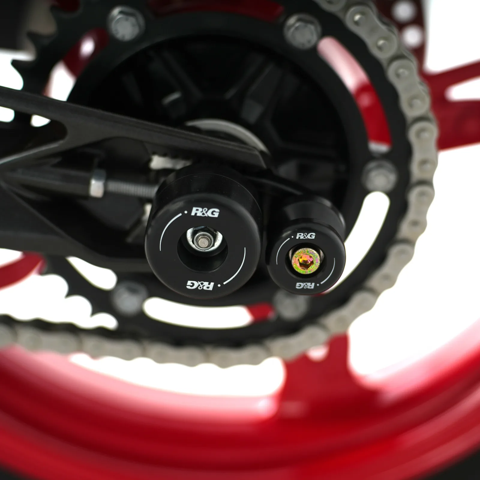 R&G Протектори за шарнир за BMW G 310 R (2017–2025), G 310 GS (2017–2025)
