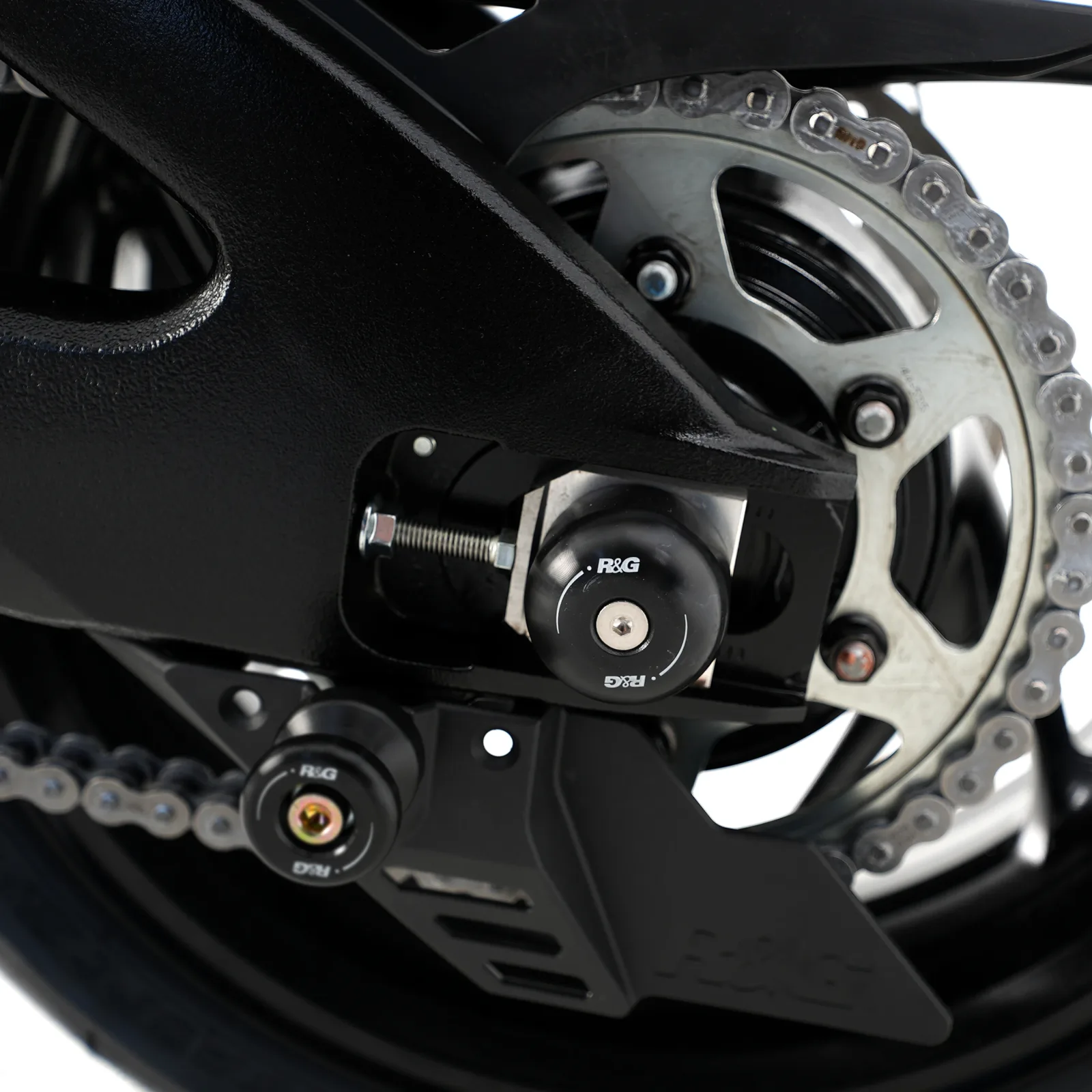 R&G Протектори за шарнир за Suzuki GSX-S 1000 (2015+), GSX-S 1000F (2015–2020), GSX-S 1000 Katana (2019+) и др.