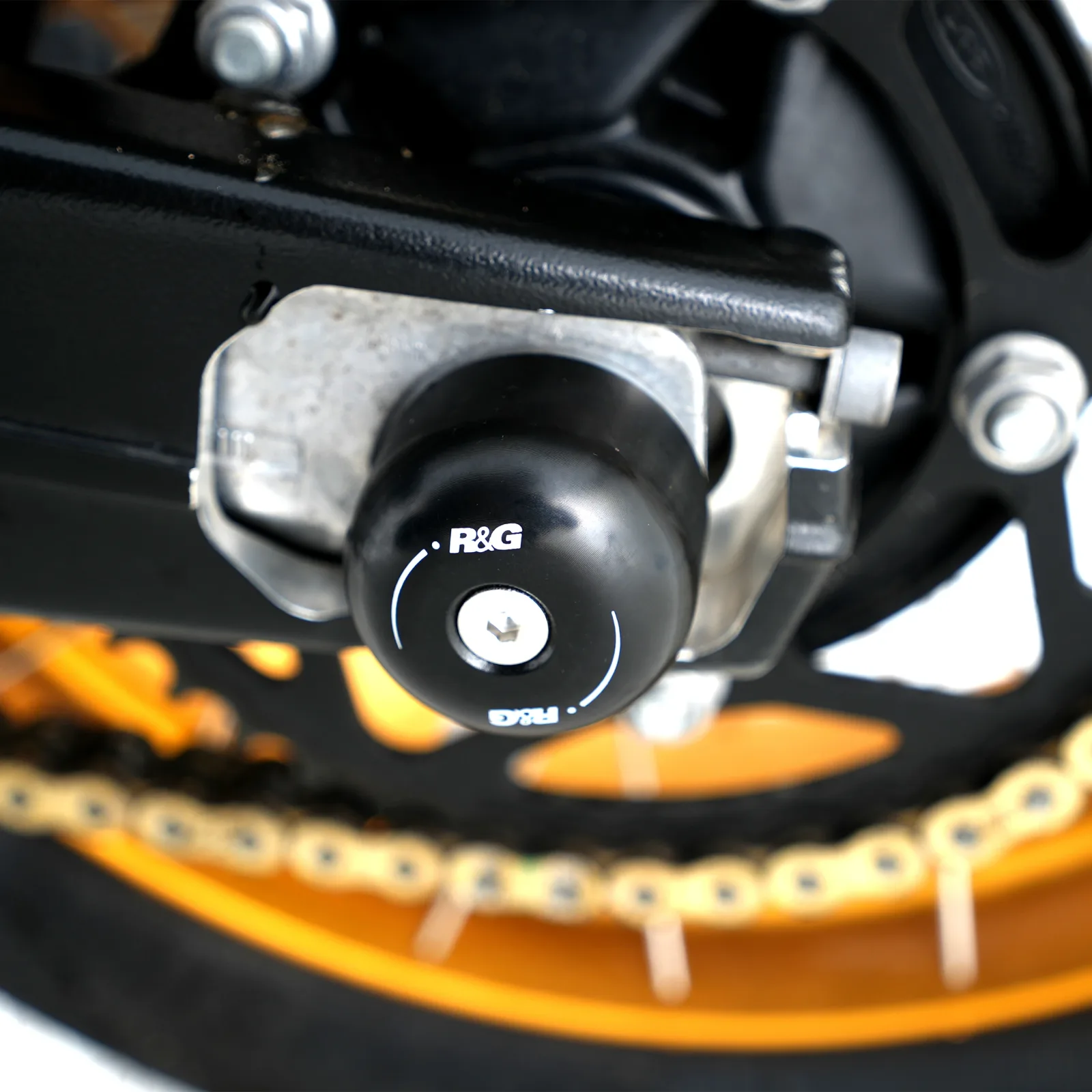 R&G Протектори за шарнир за Suzuki SV 1000S (2003–2009), SV 1000 (2003–2009), BMW S 1000 RR (2010+) и др.