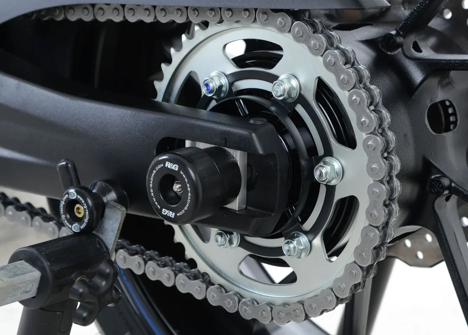 R&G Протектори за шарнир за Yamaha Tracer 700 (2016–2020), Tracer 7 (2025+), Tracer 7 GT (2025+)